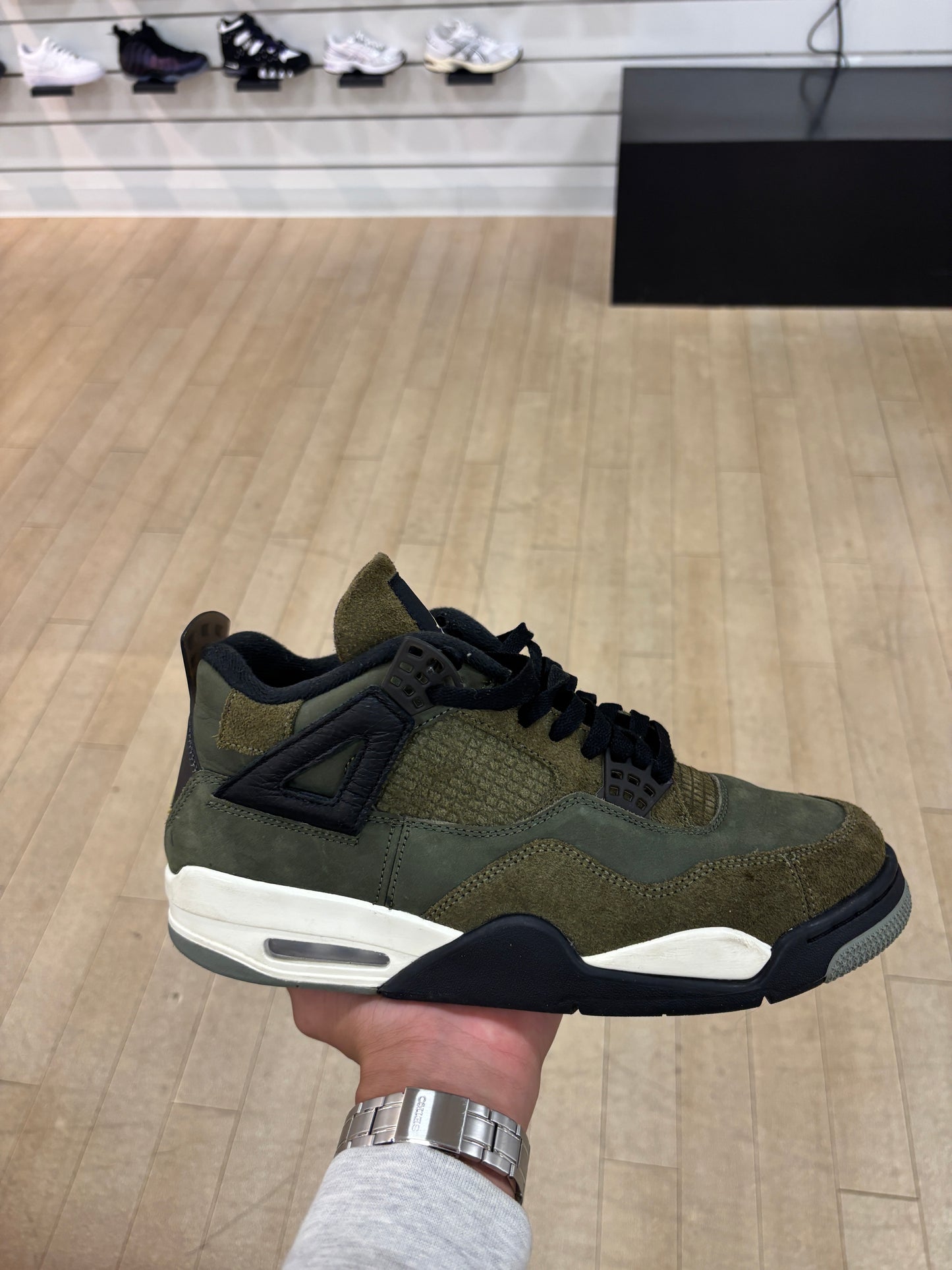 Jordan 4 SE Craft Olive (Used)