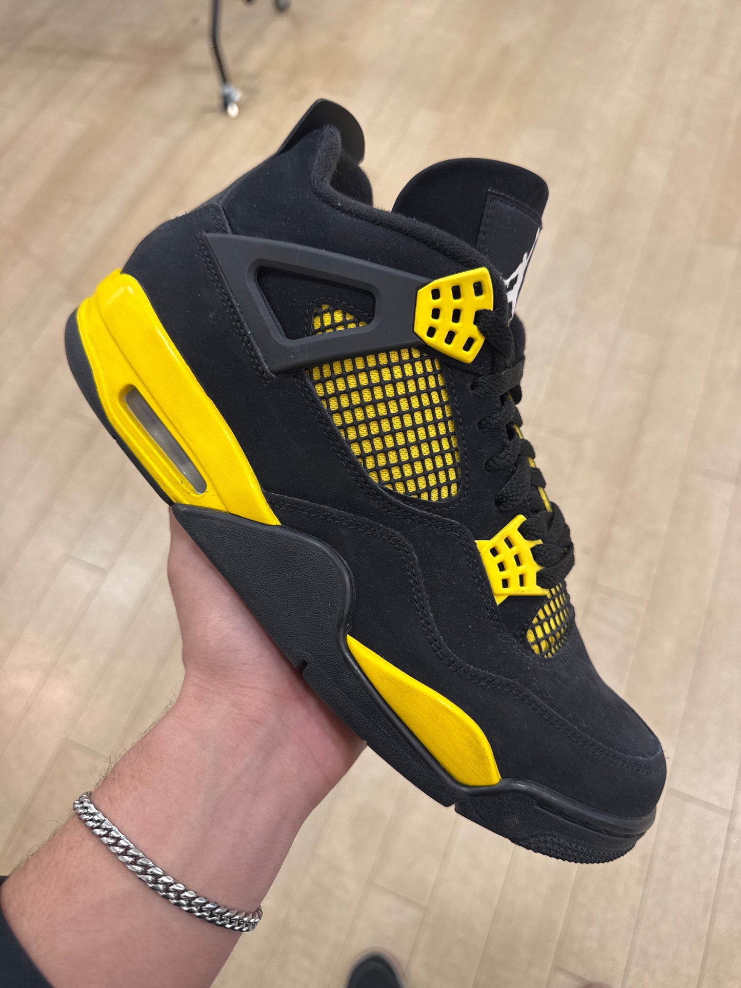 Jordan 4 Thunder (Used)