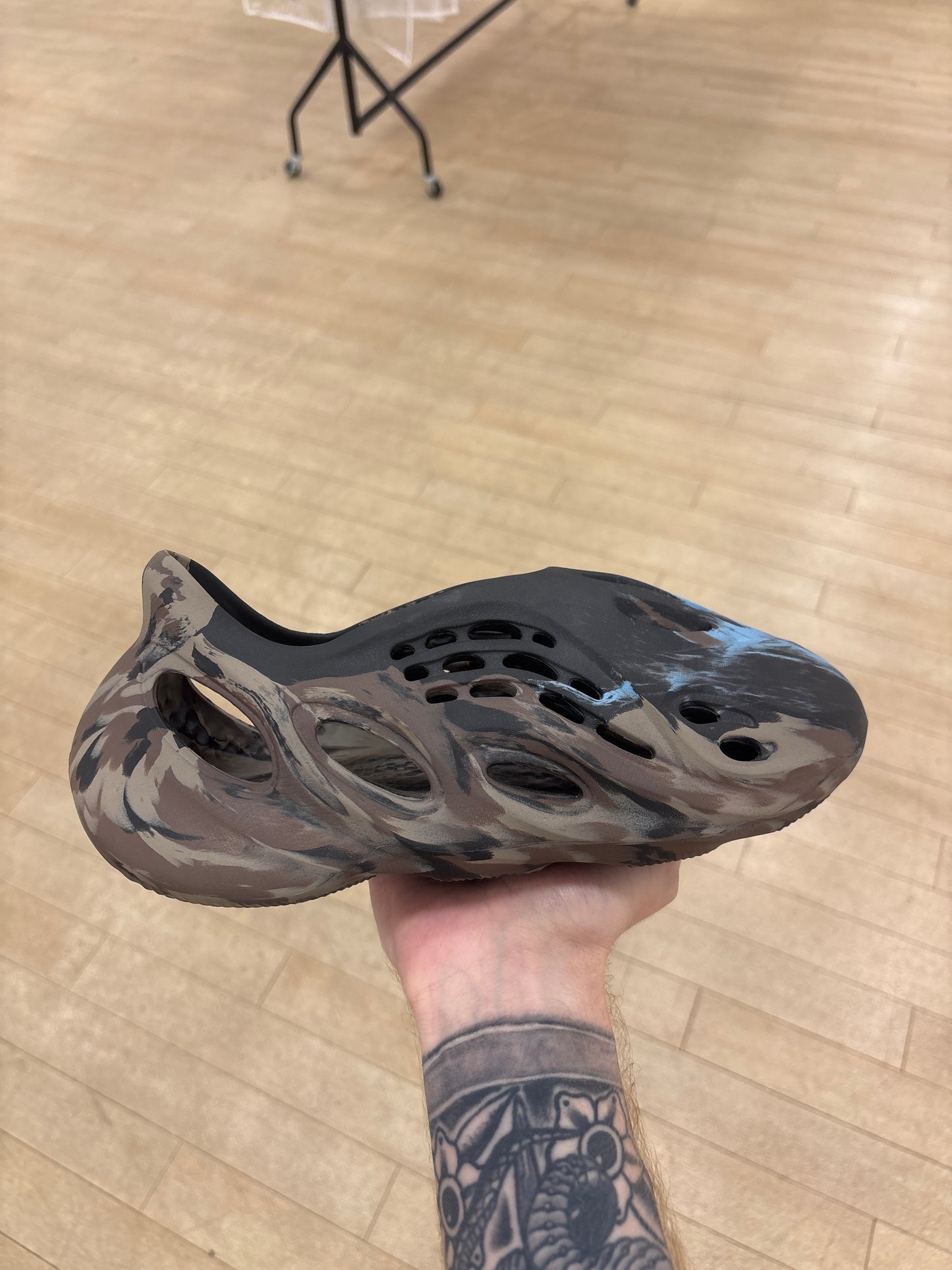 Yeezy Foam RNNR MX Cinder (Used)