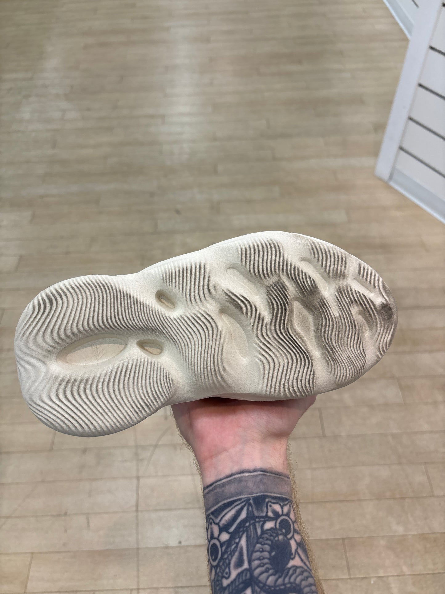 Yeezy Foam RNNR Sand (Used)