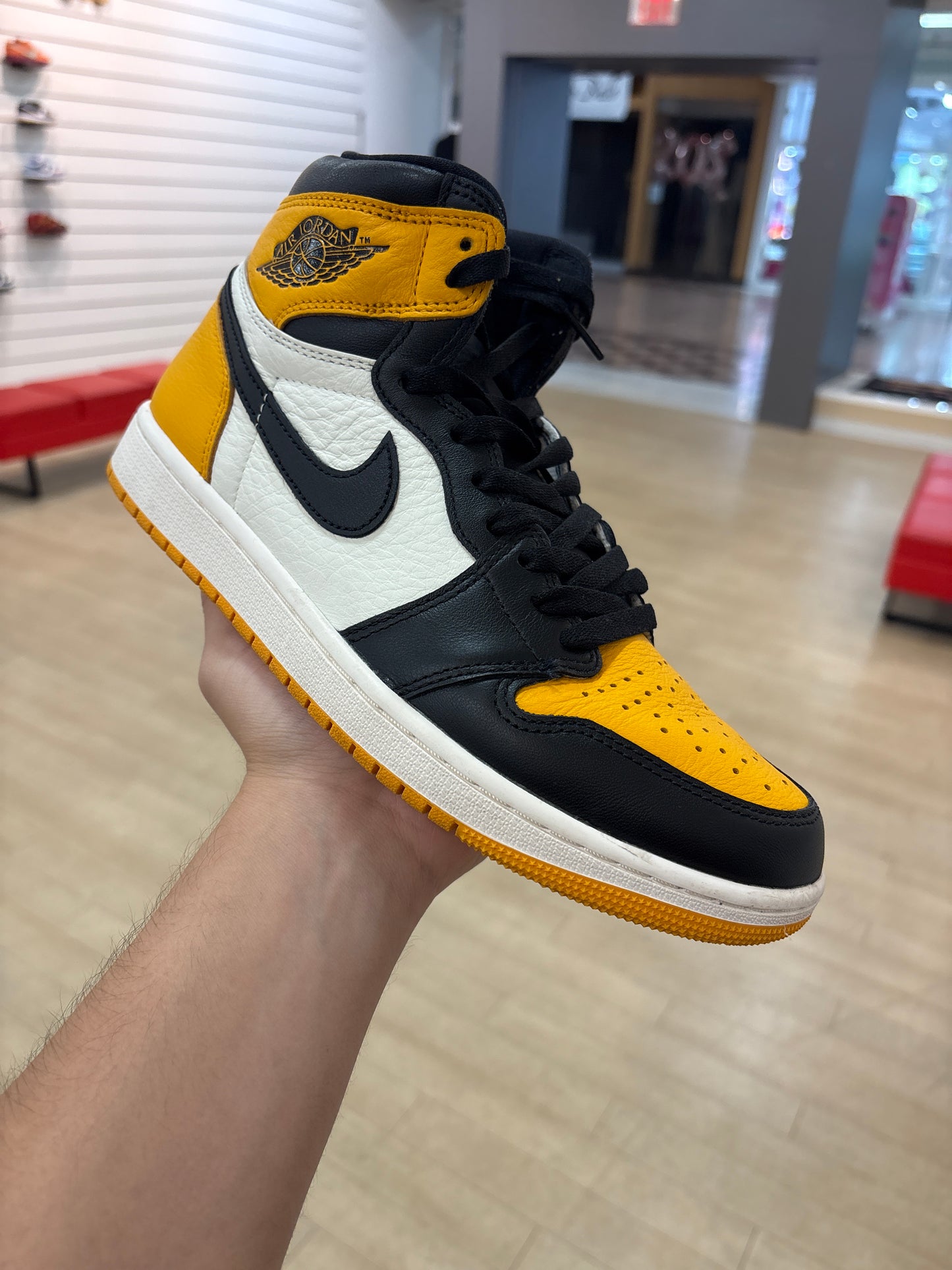 Jordan 1 High Yellow Toe (Used)