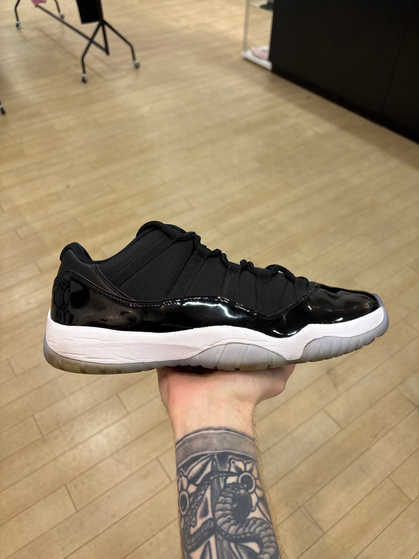 Jordan 11 Low Space Jam (Used)