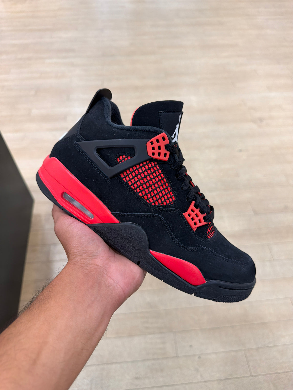Jordan 4 Red Thunder (Used)