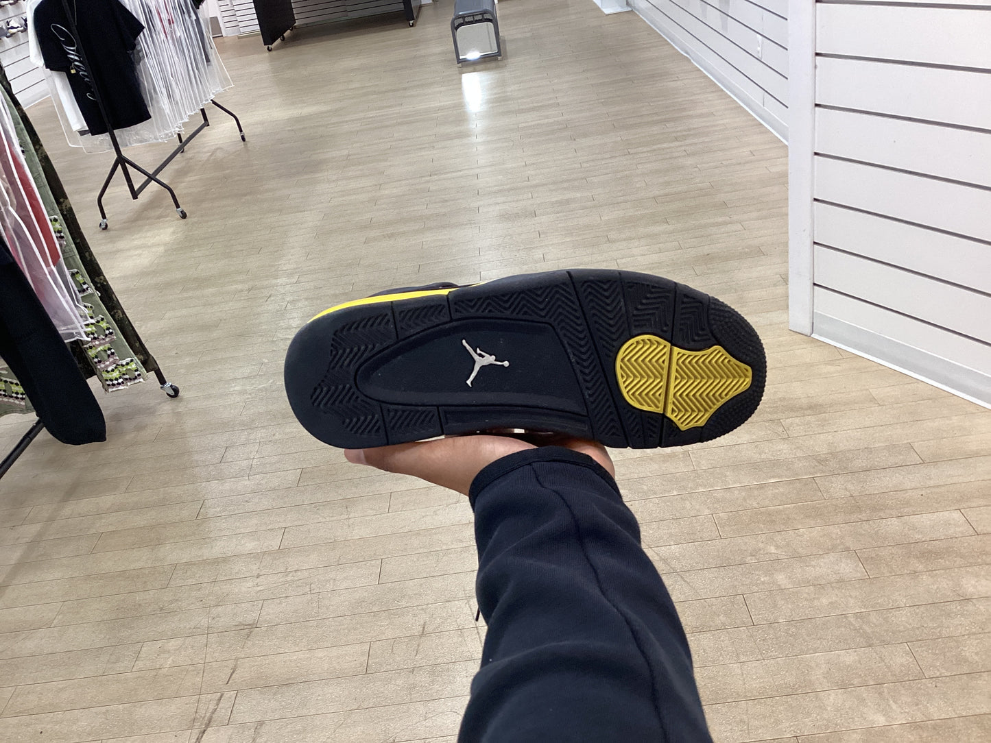 Jordan 4 Thunder (Used)