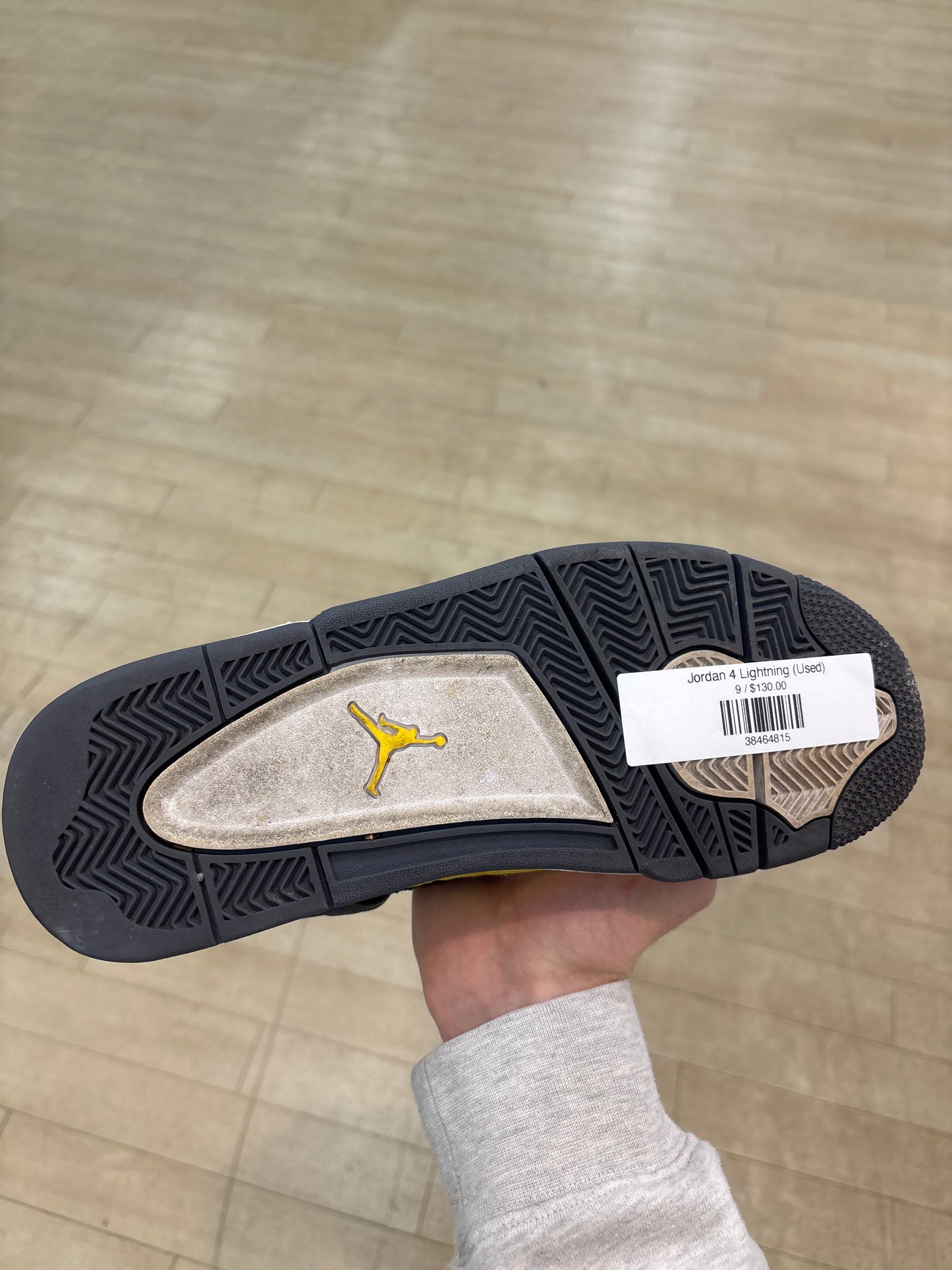 Jordan 4 Lightning (Used)