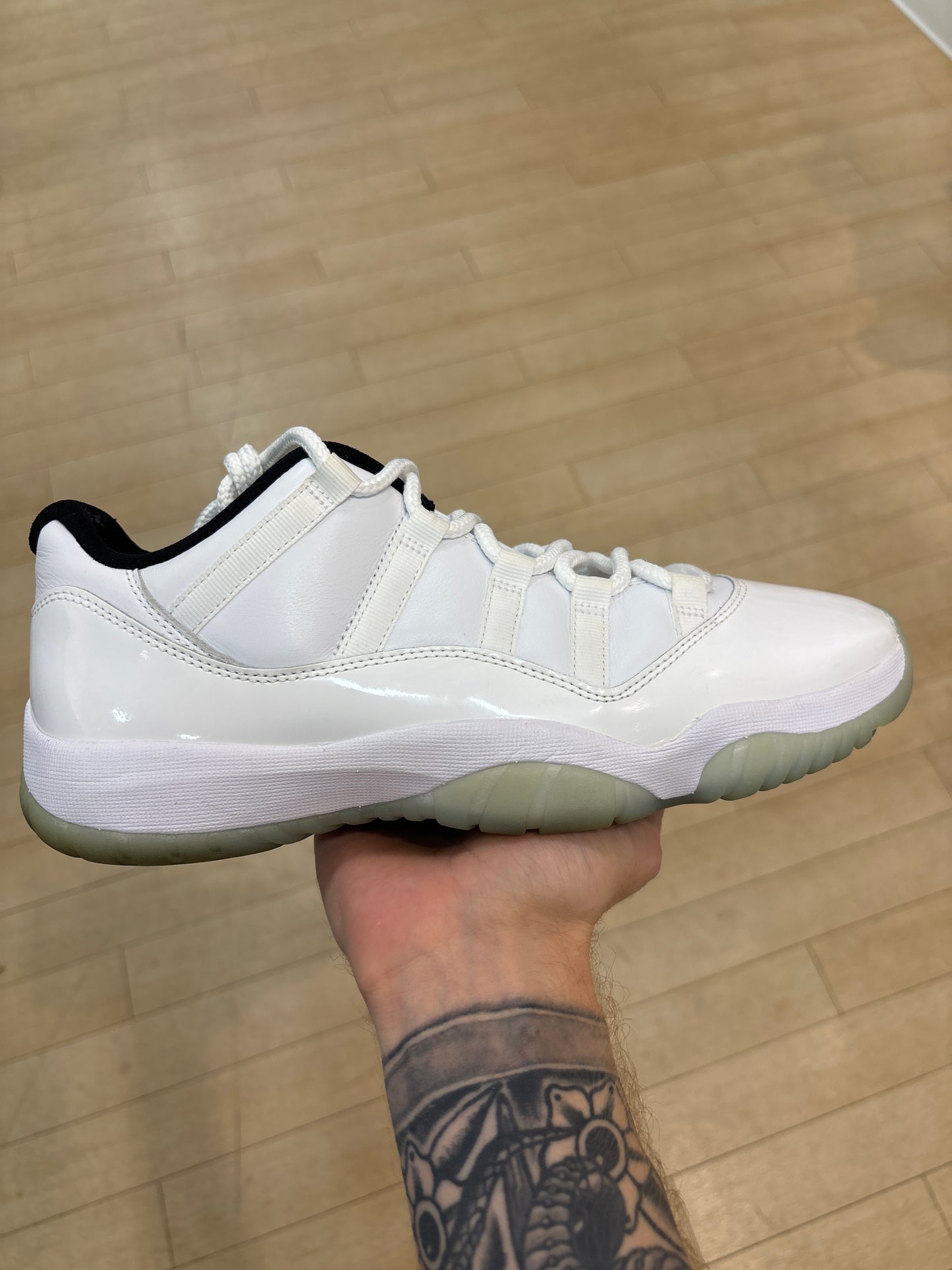 Jordan 11 Low Legend Blue (Used)