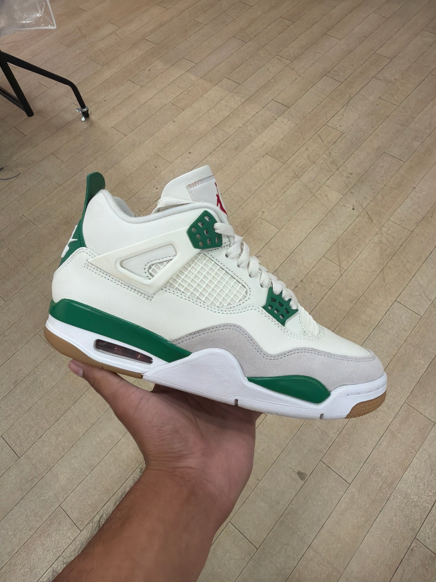 Jordan 4 SB Pine Green (Used)