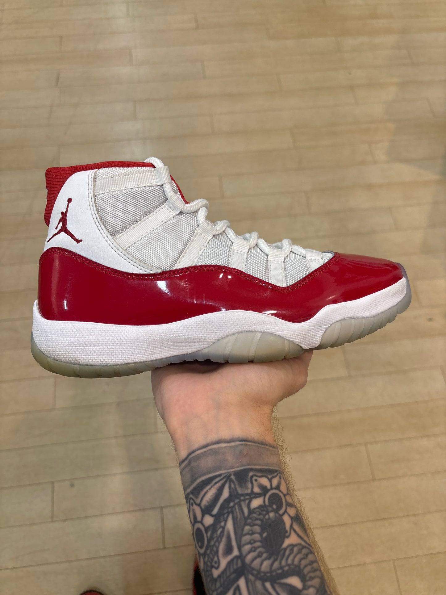 Jordan 11 High Cherry Men (Used)