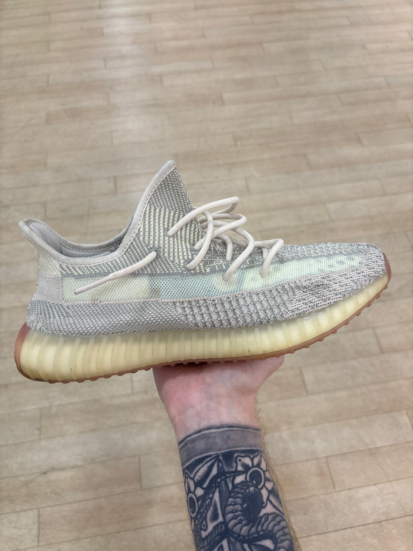 Yeezy 350 V2 Citrin Non Reflective (Used)