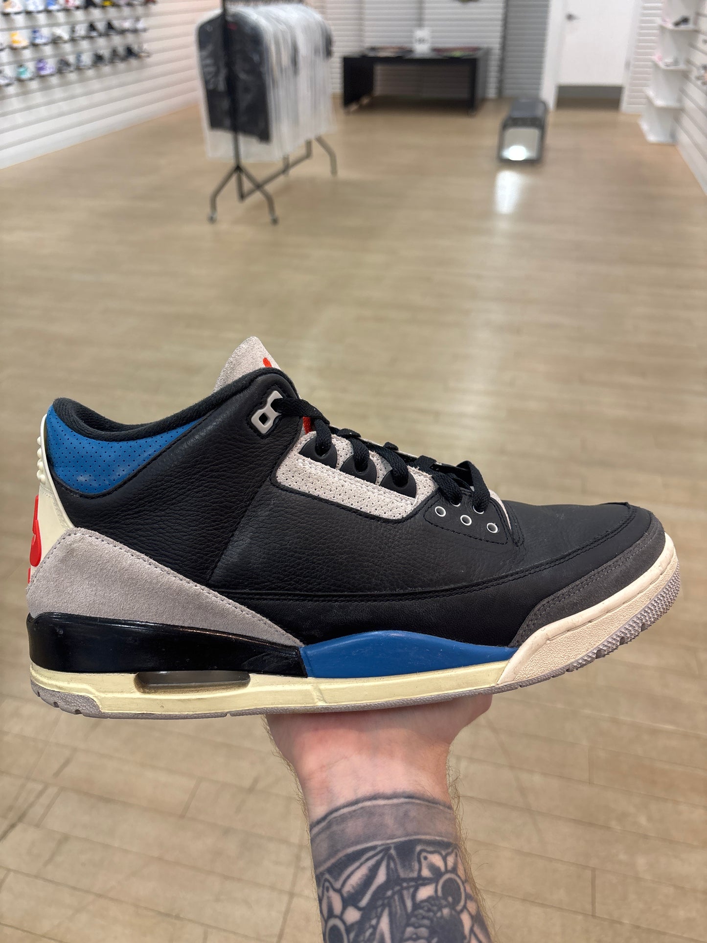Jordan 3 Rare Air (Used)