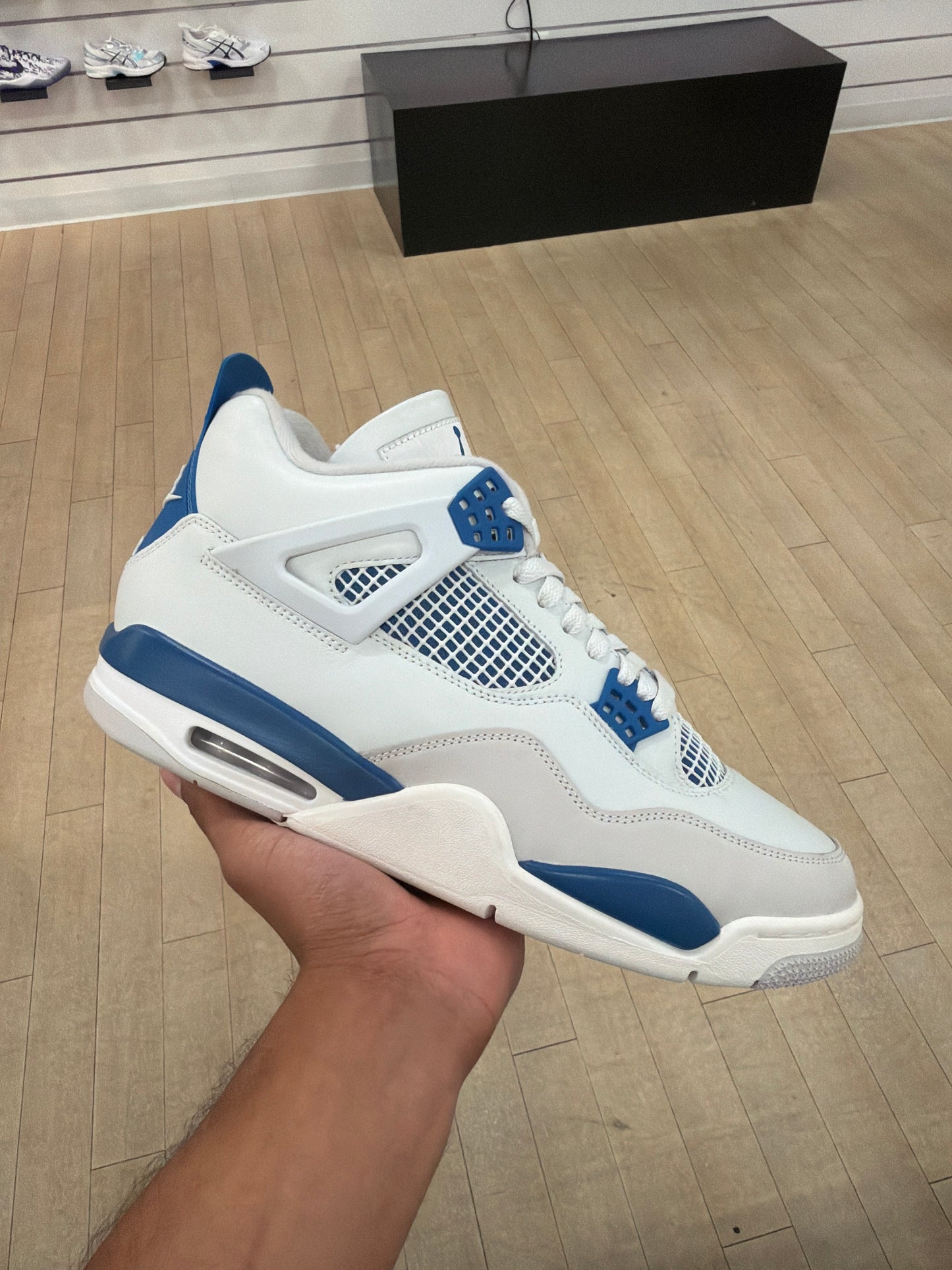 Jordan 4 Military Blue (Used)
