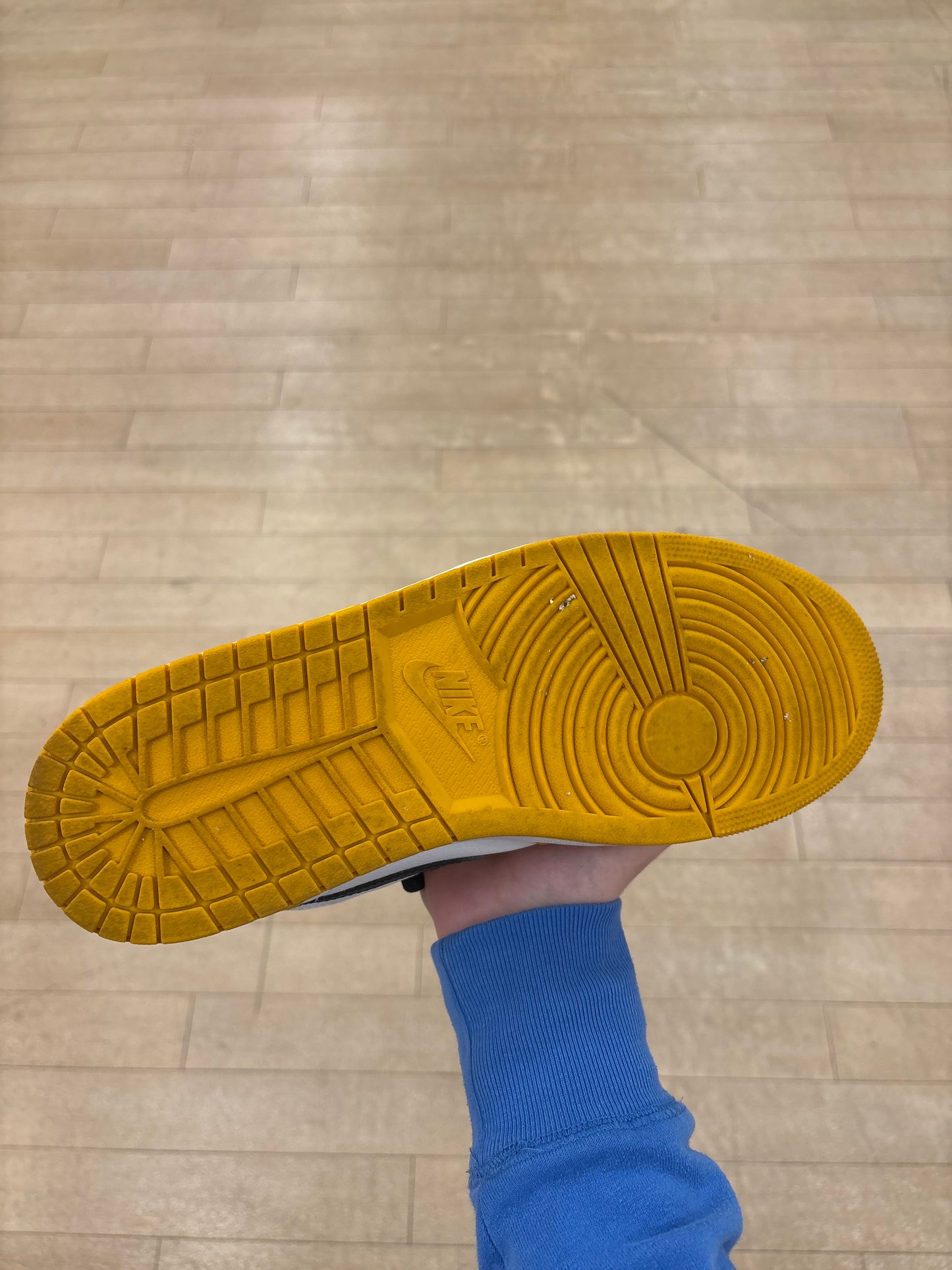 Jordan 1 High Yellow Ochre (Used)