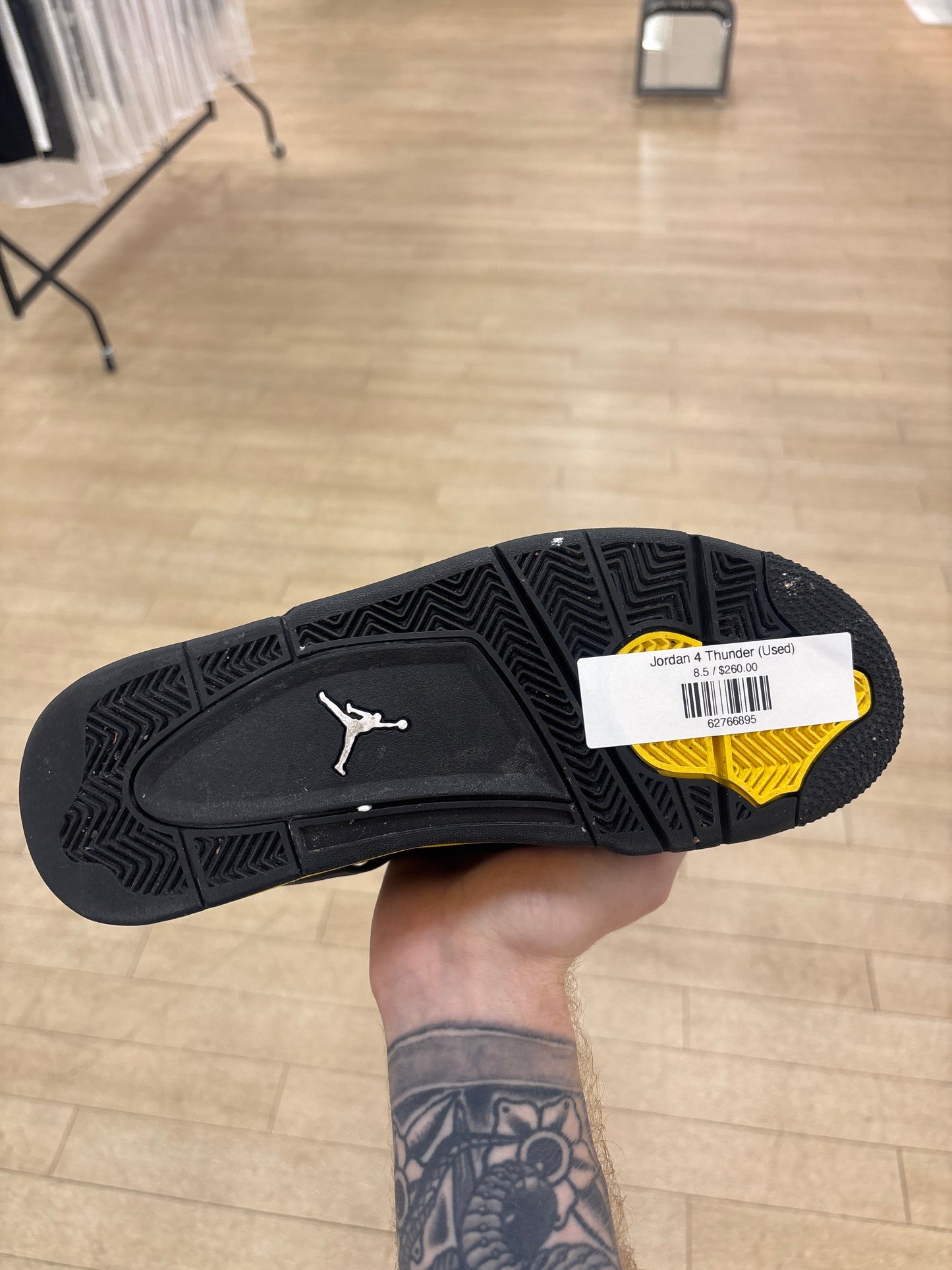 Jordan 4 Thunder (Used)