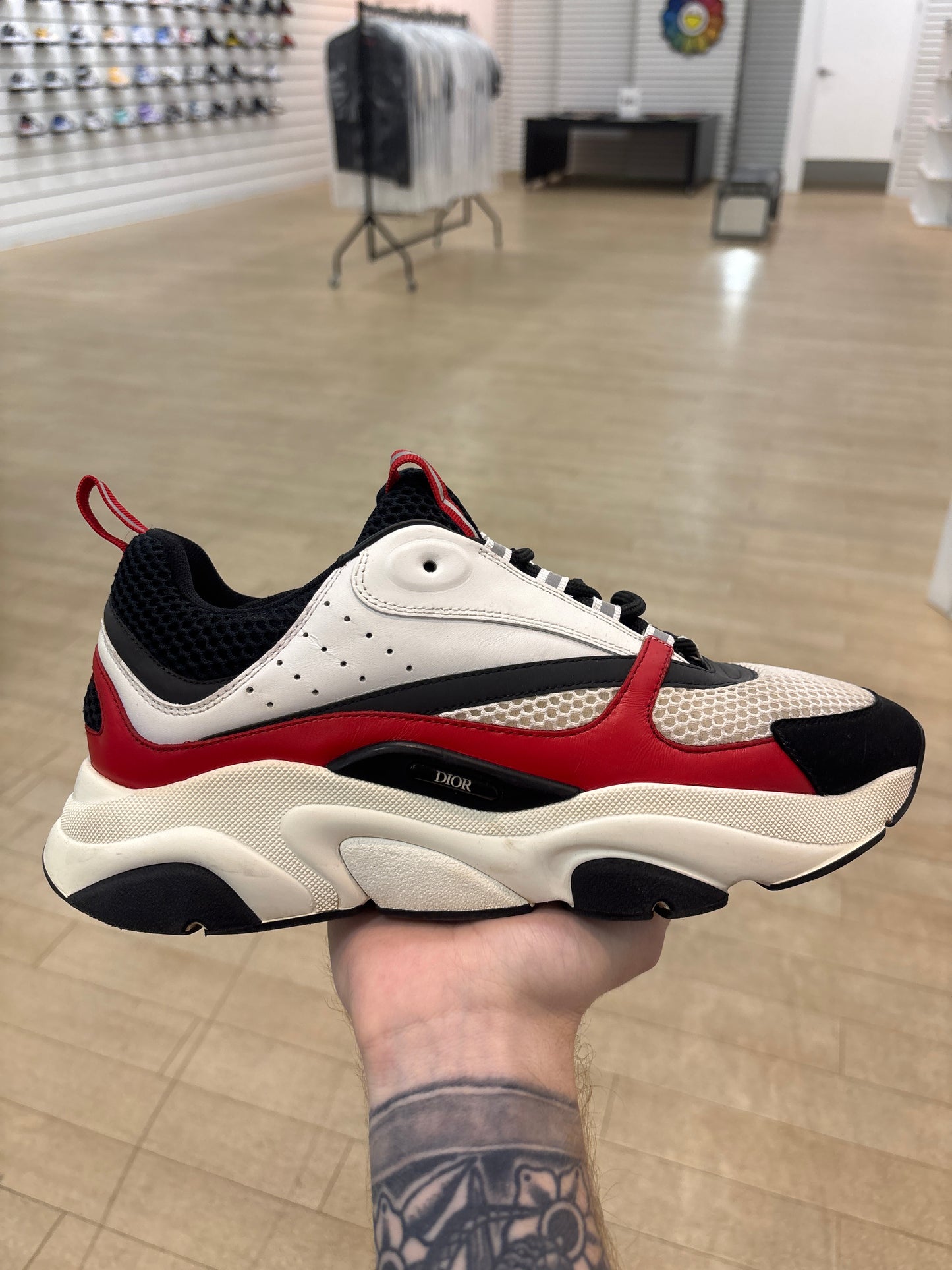 Christian Dior B22 White Red (Used)