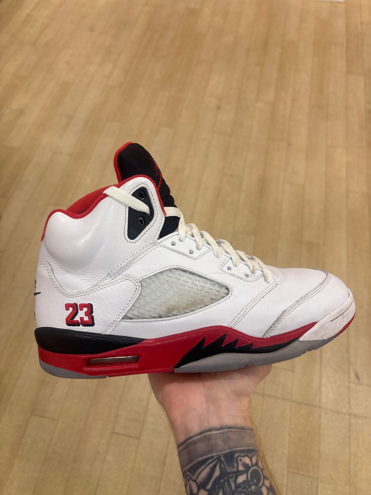 Jordan 5 Fire Red 2025 (Used)