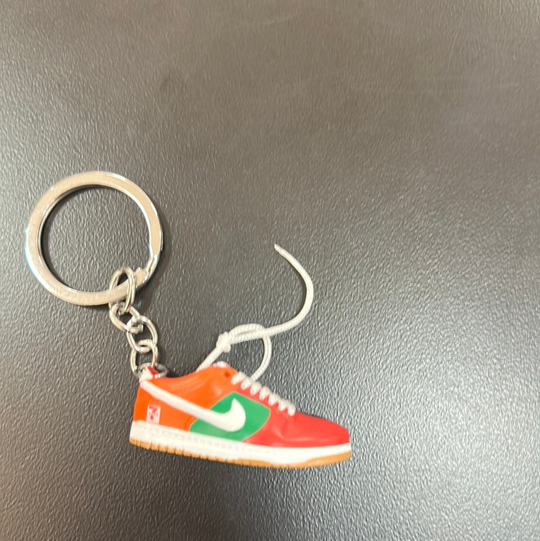 Seven Eleven Dunks Keychain