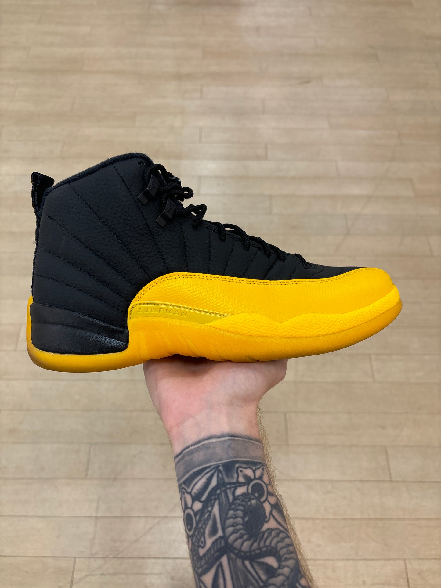 Jordan 12 University Gold (Used)