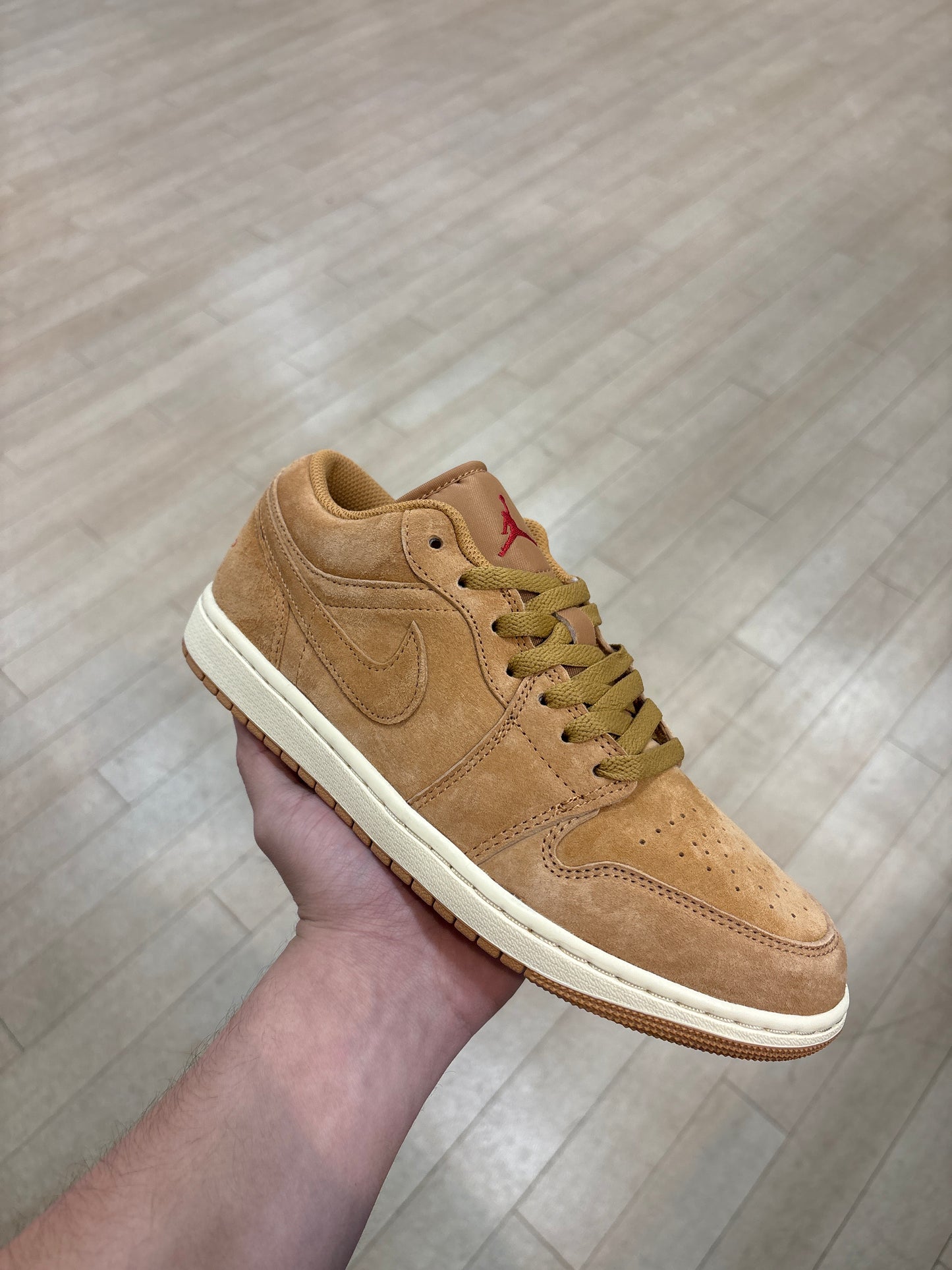Jordan 1 Low Flax (Used)