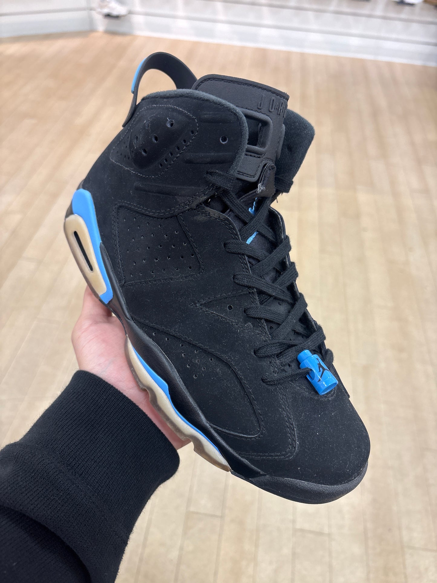 Jordan 6 UNC (Used)
