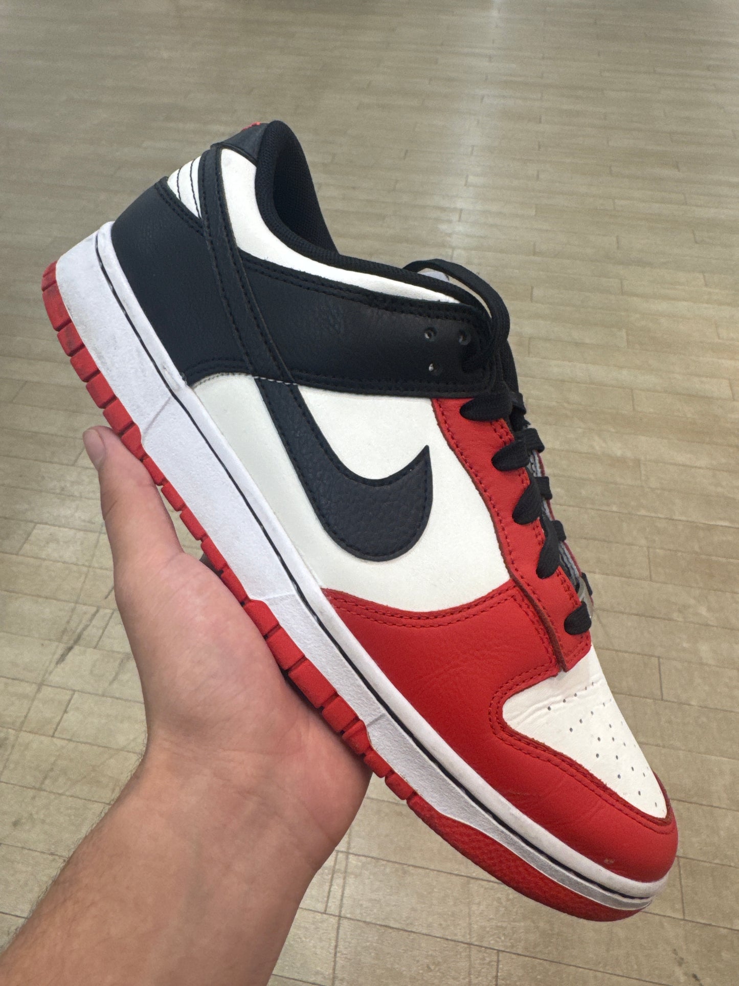 Nike Dunk Low Chicago EMB (Used)