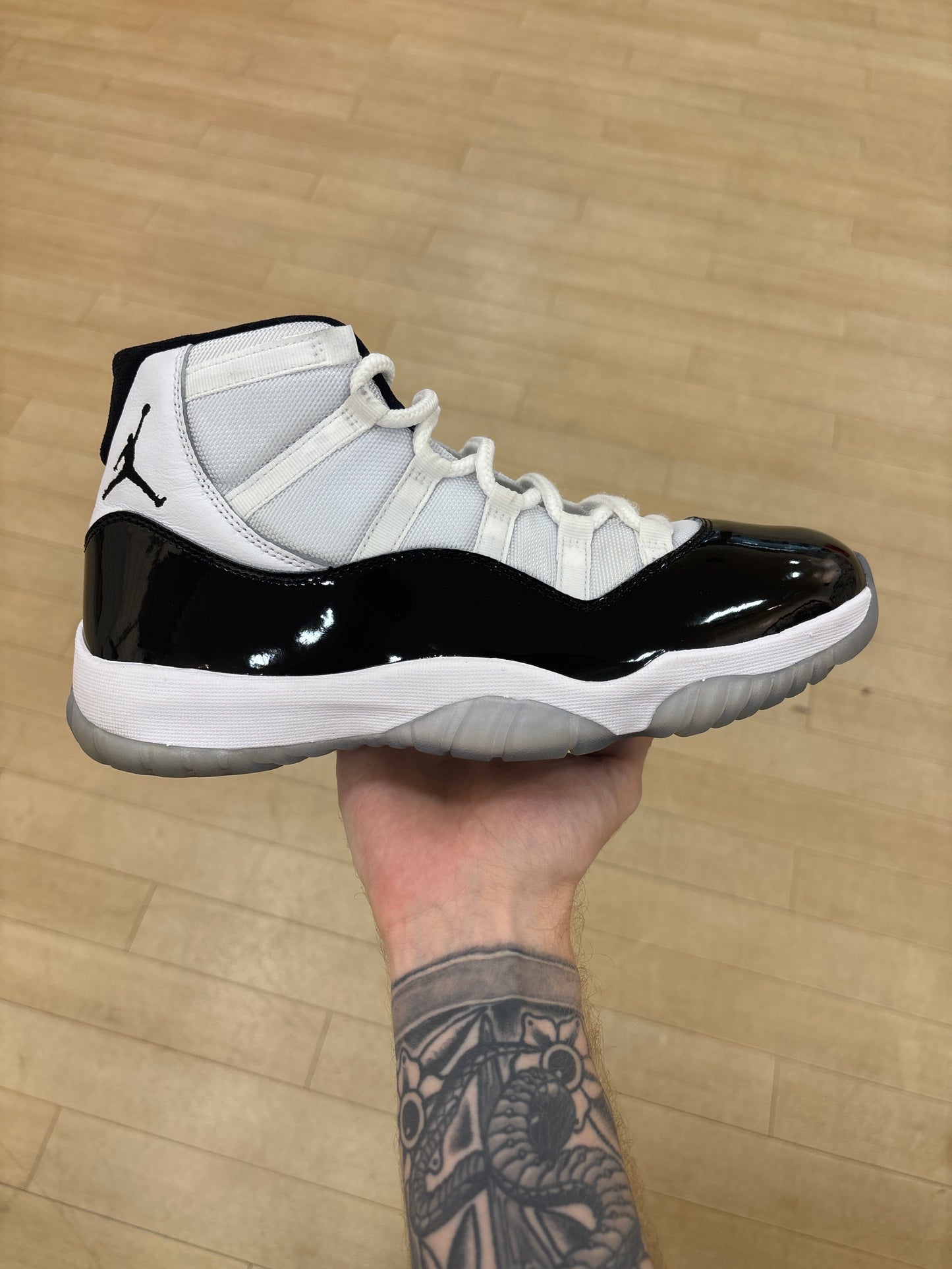 Jordan 11 Concord (Used)