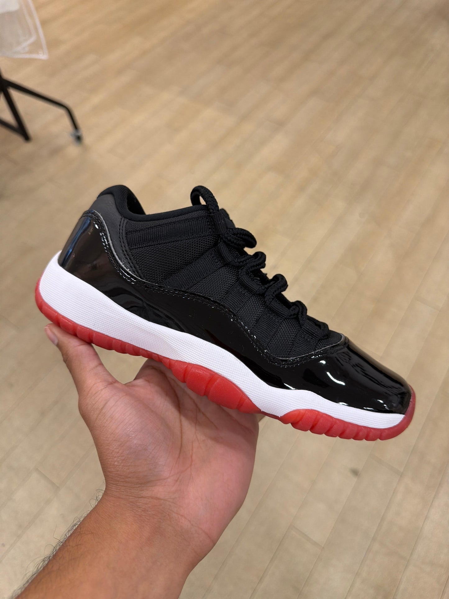 Jordan 11 Low Bred GS (Used)