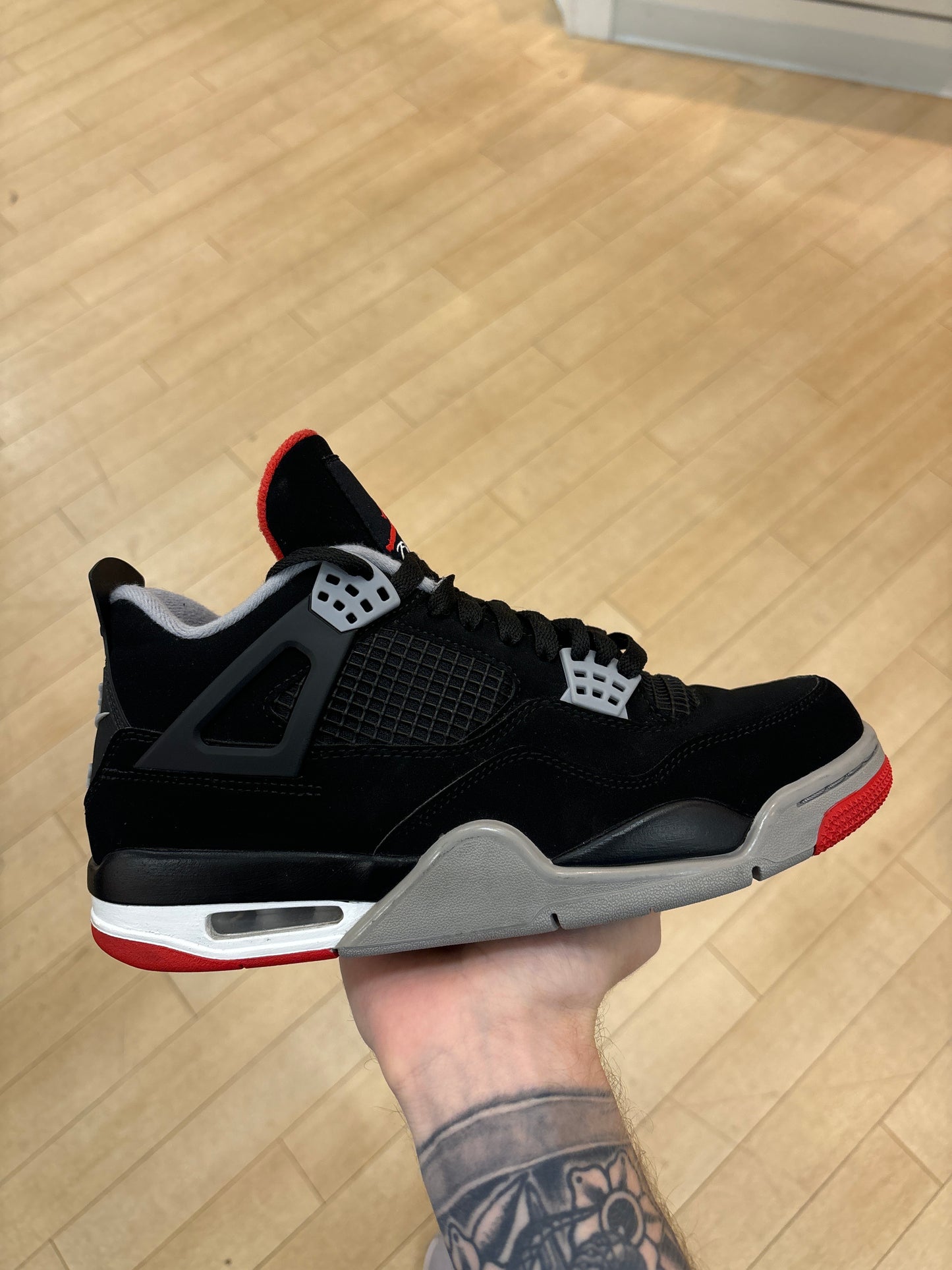 Jordan 4 Bred 2019 (Used)