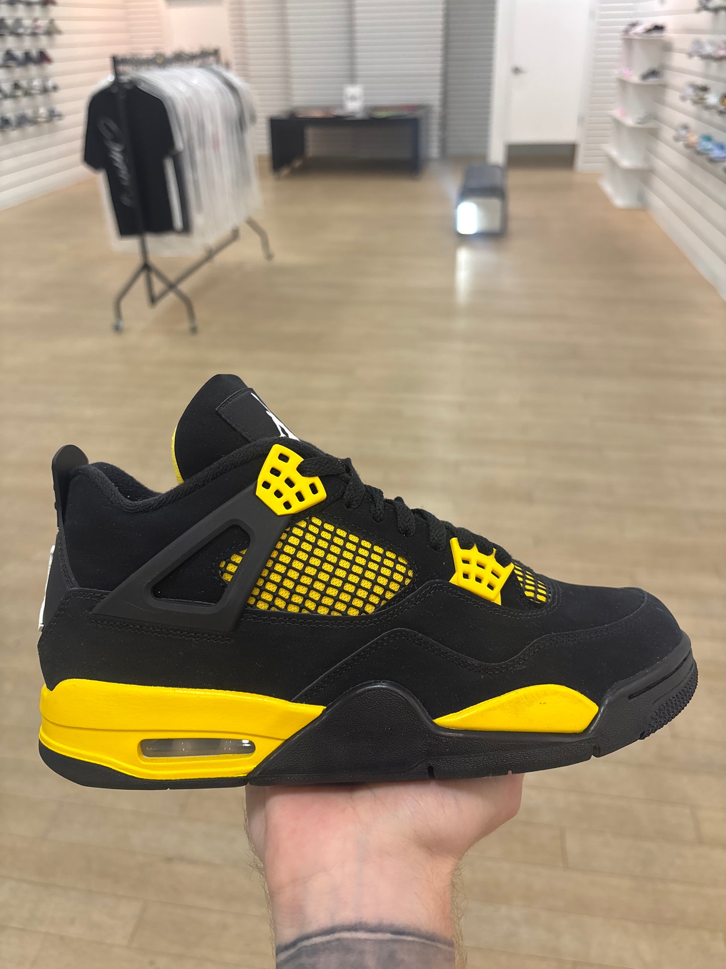 Jordan 4 Thunder (Used)