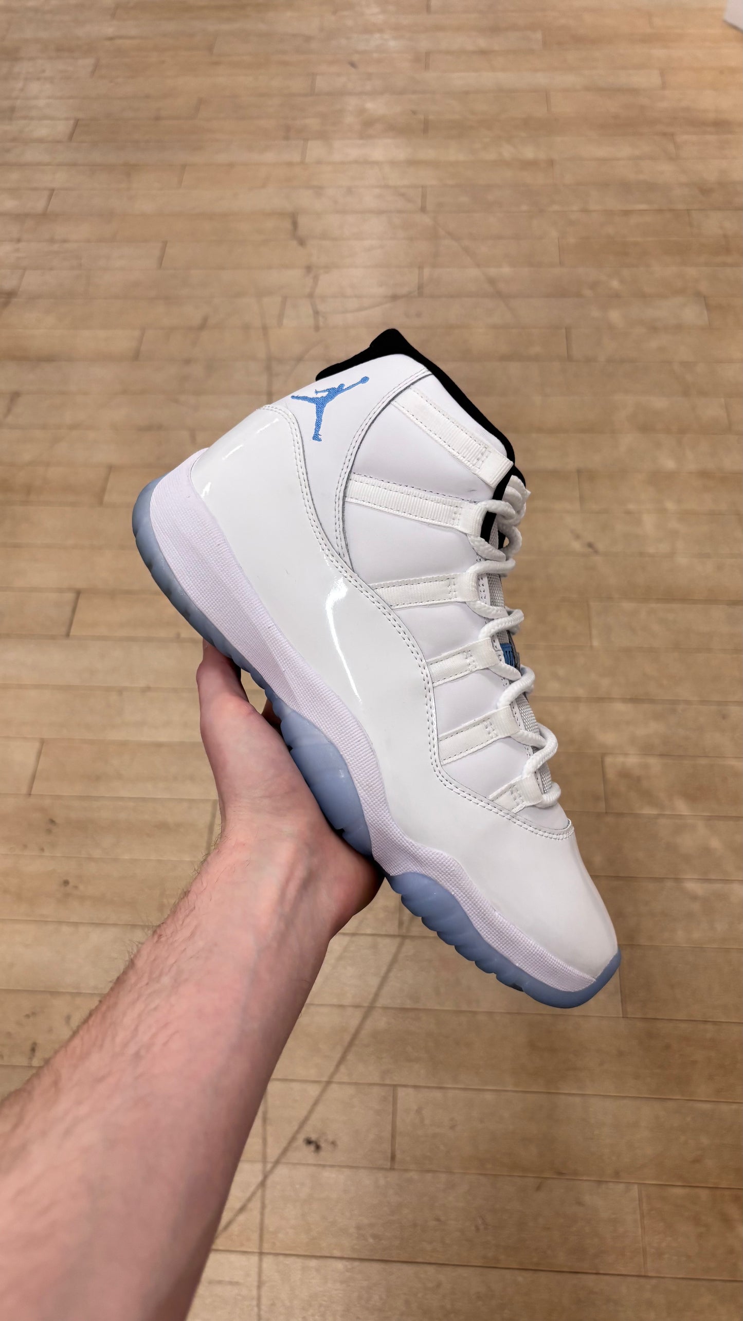 Jordan 11 High Legend Blue (Used)