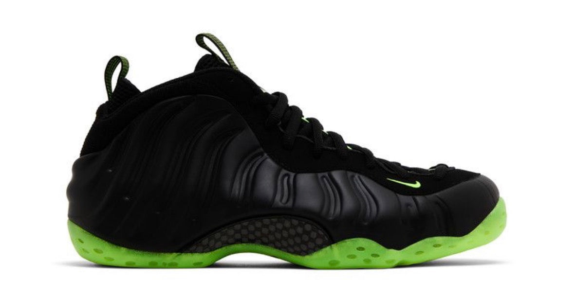 Air Foamposite One Black Volt (Used)