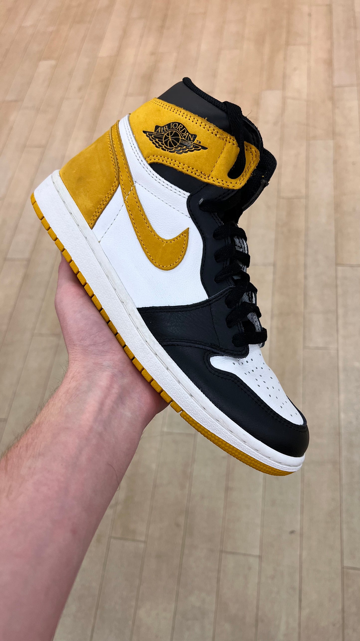 Jordan 1 High Yellow Ochre (Used)(Replacement Box)