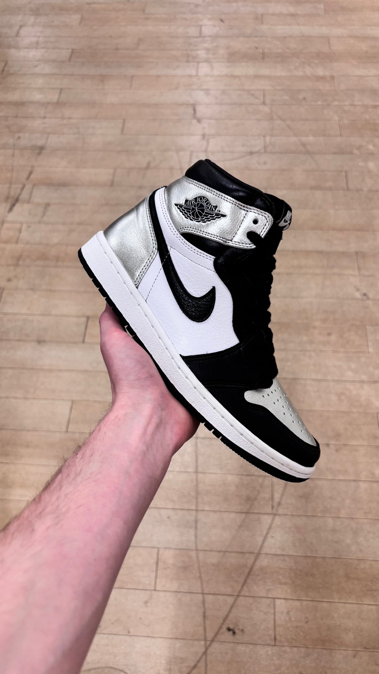 Jordan 1 High Silver Toe W (Used)