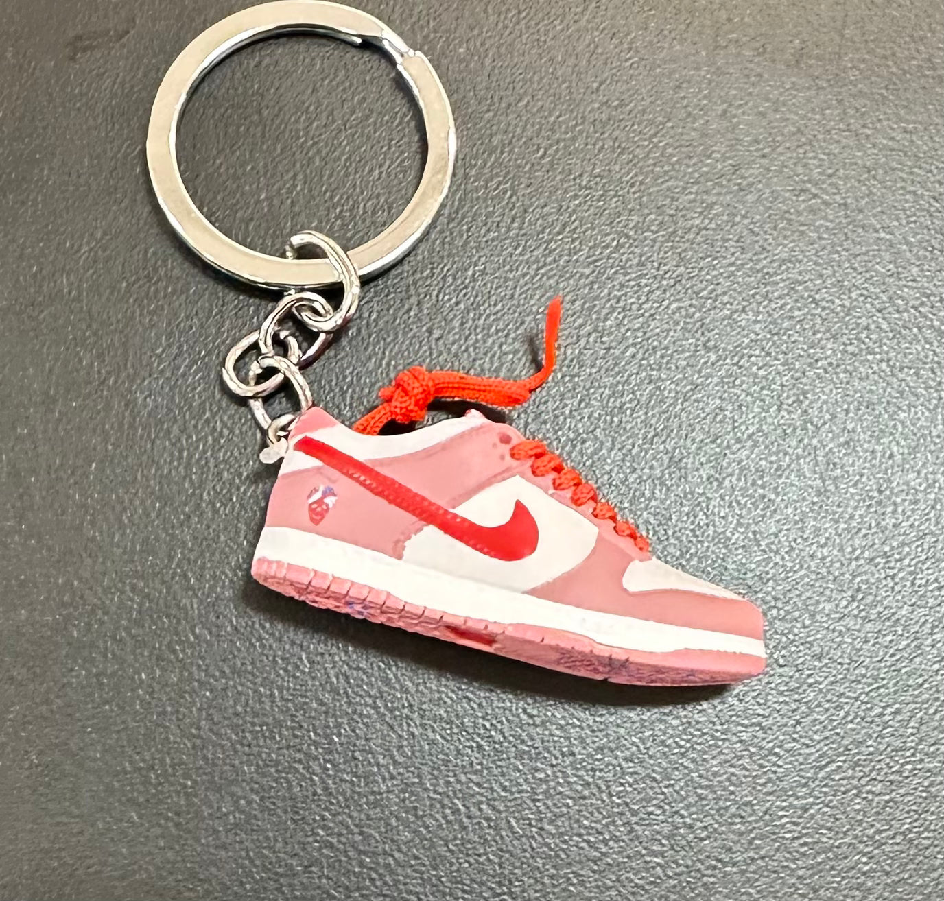 Pink Dunk Keychain – Shoevenue