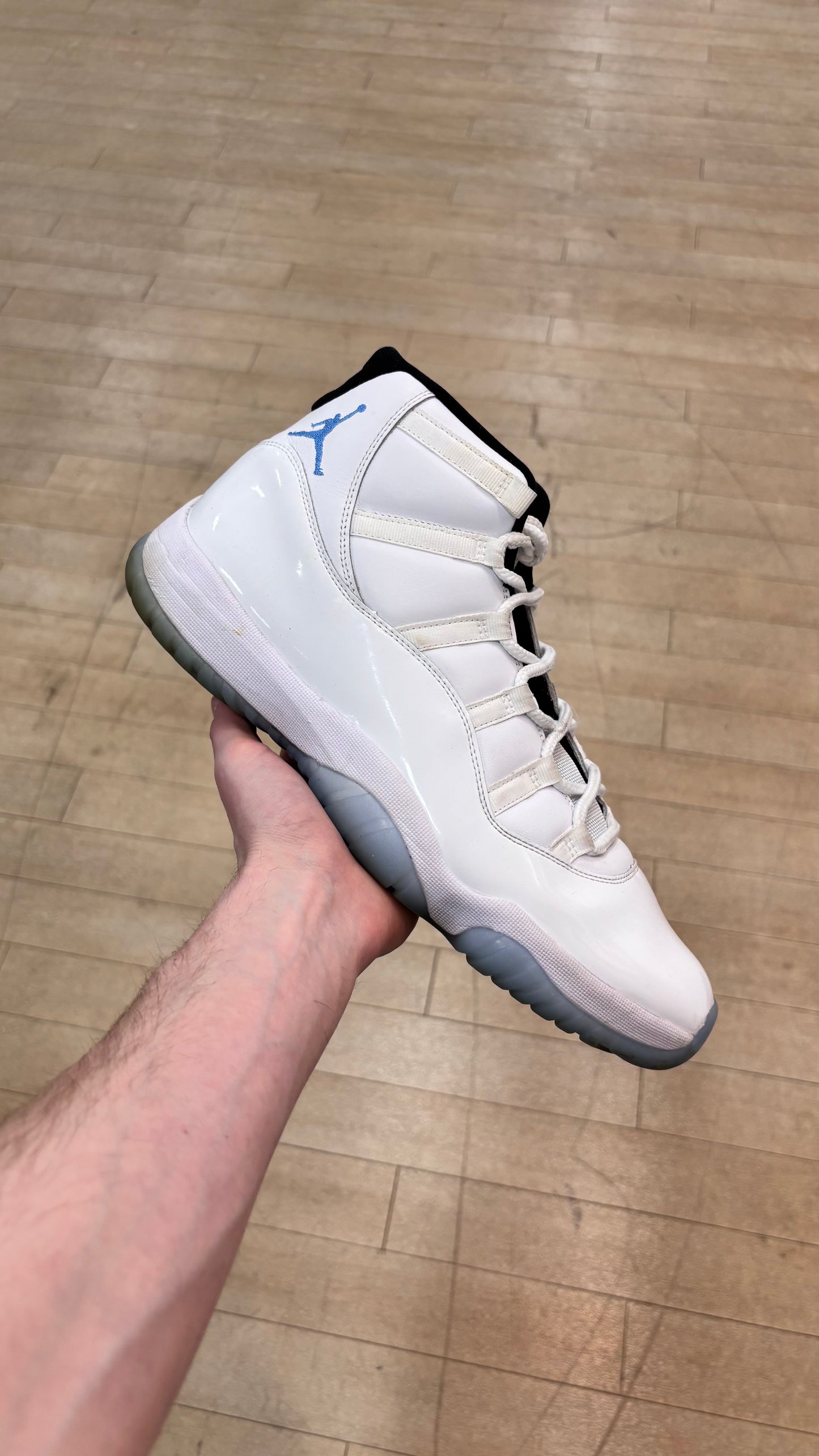 Jordan 11 High Legend Blue (Used)