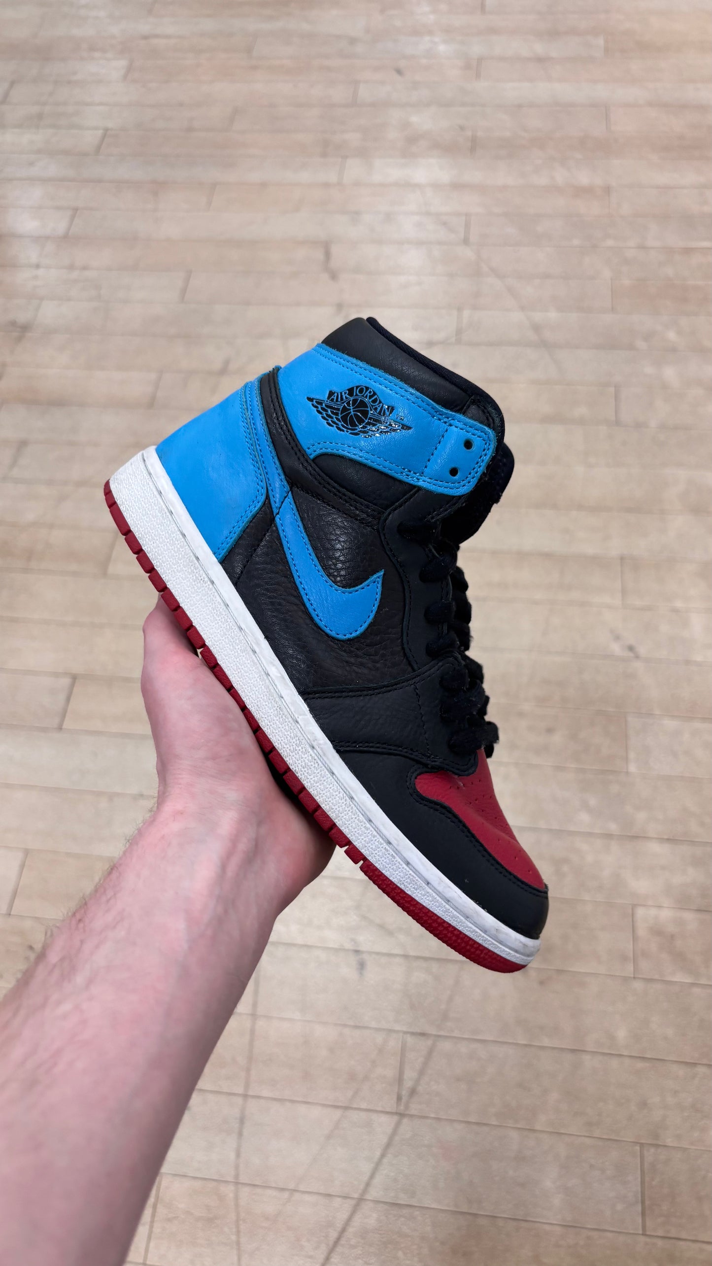 Jordan 1 High Nc to Chi W (Used)