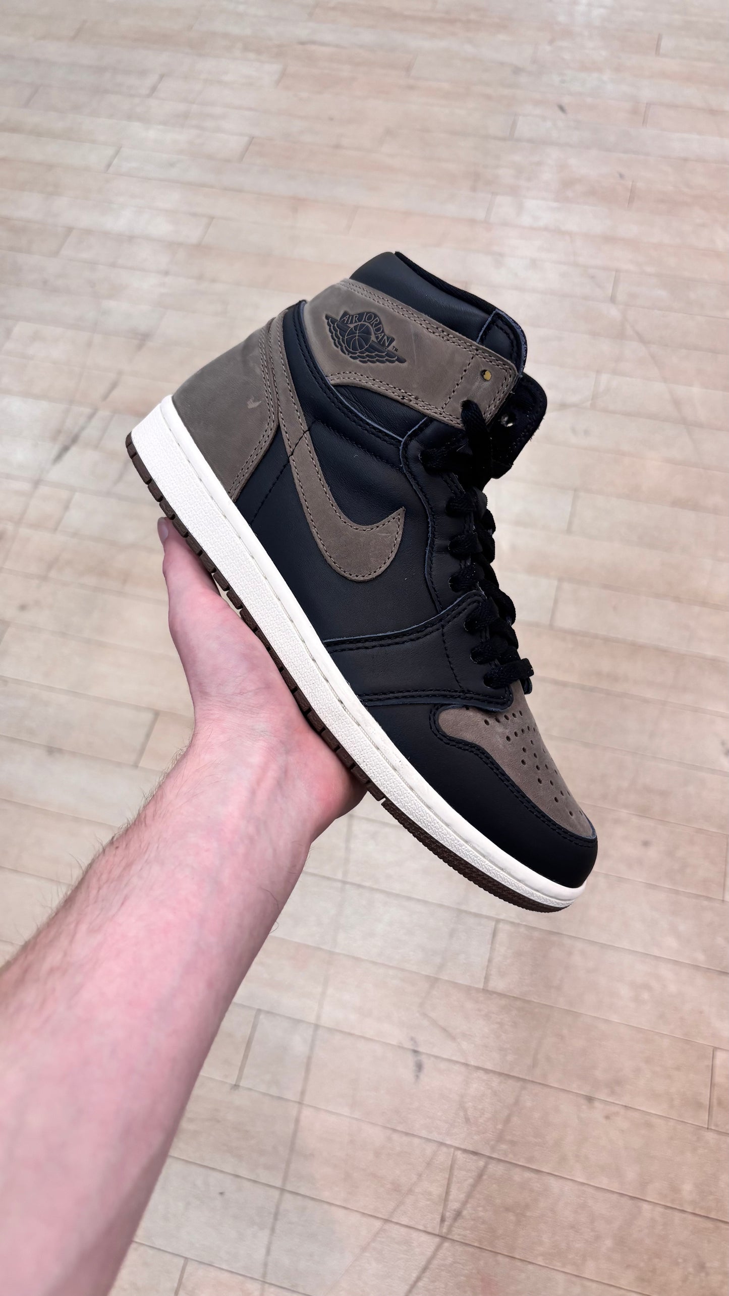 Jordan 1 High Palomino (Used)