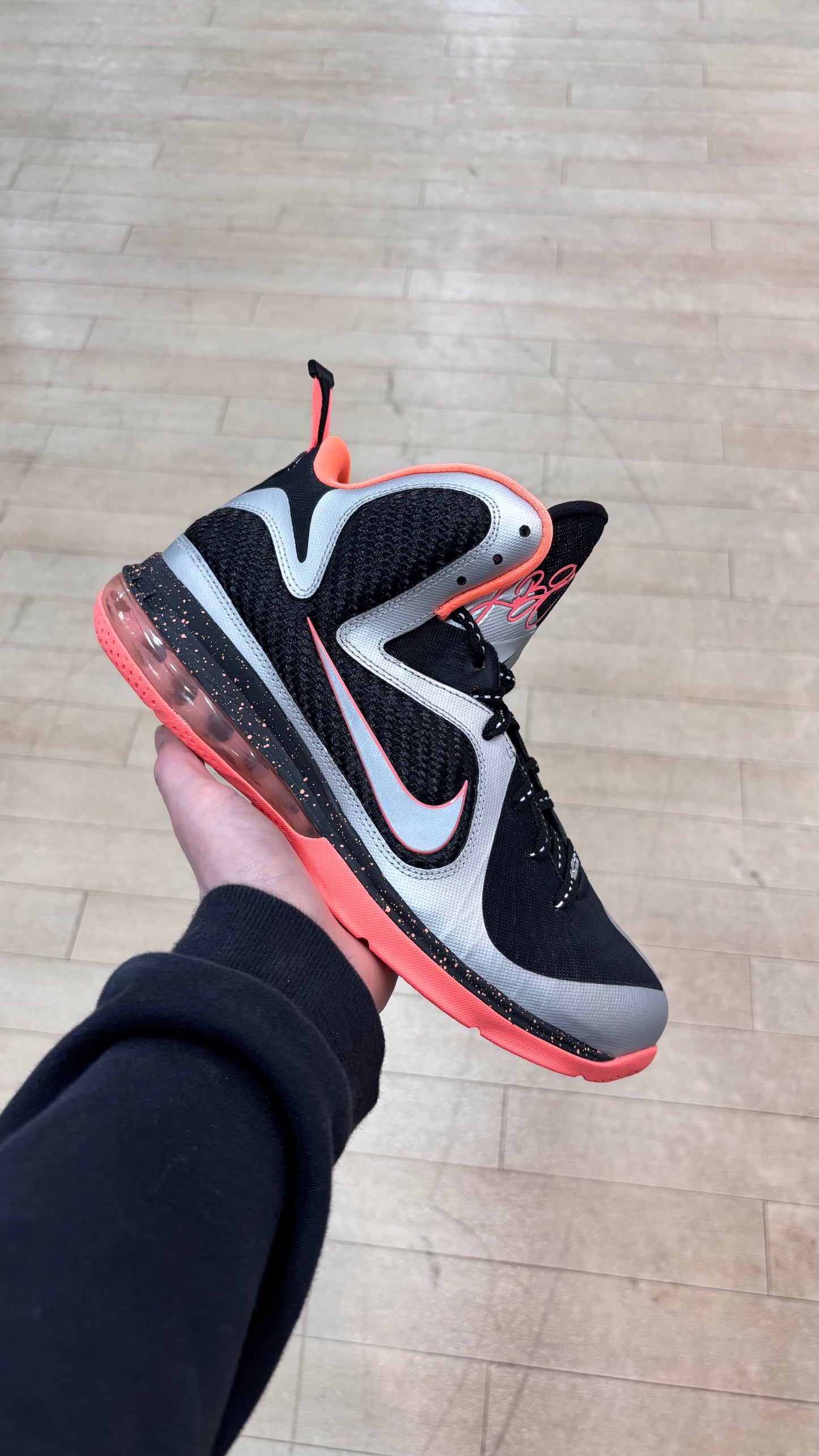 LeBron 9 Mango (Used)