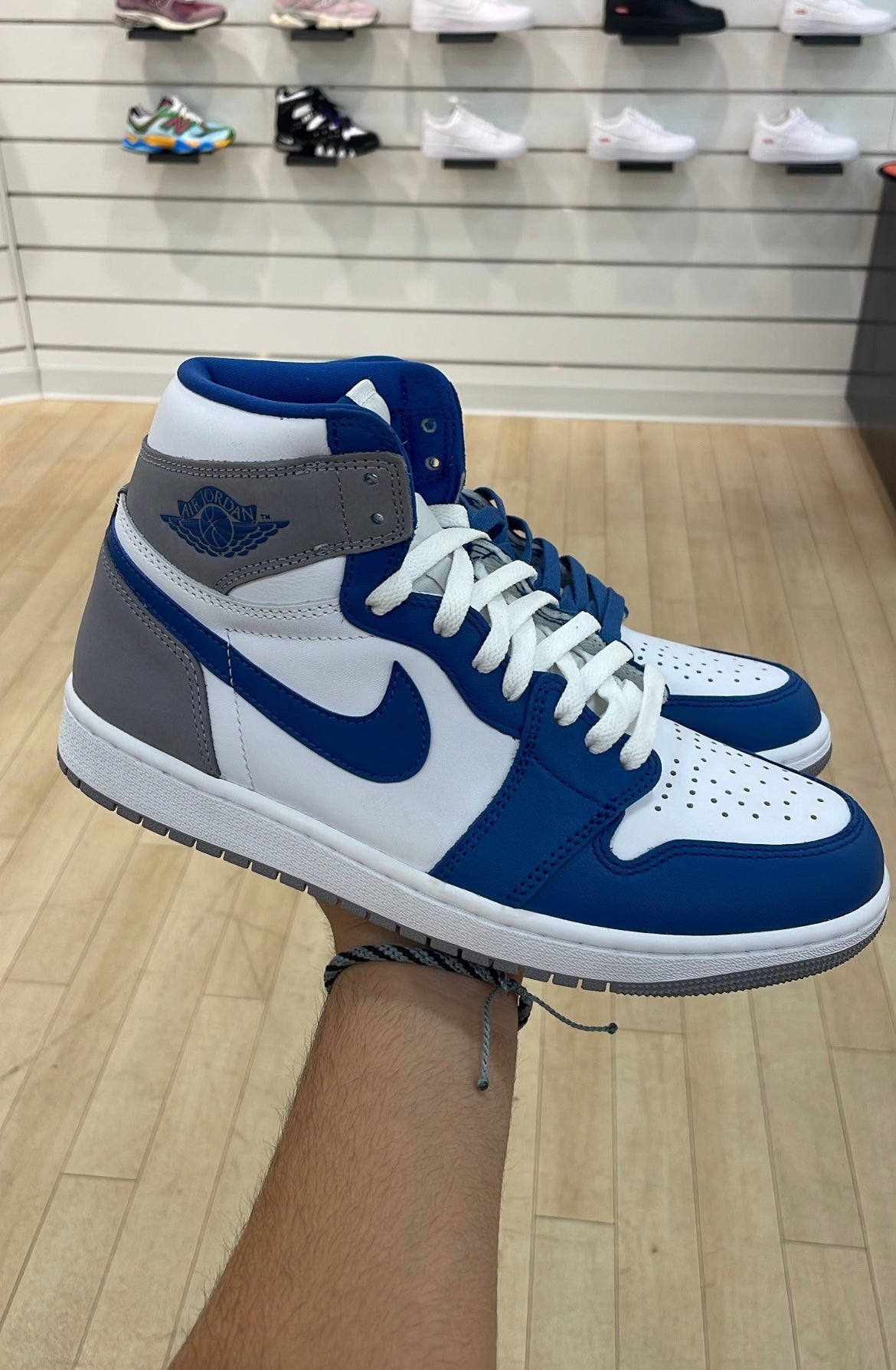 Jordan 1 High True Blue (Used)