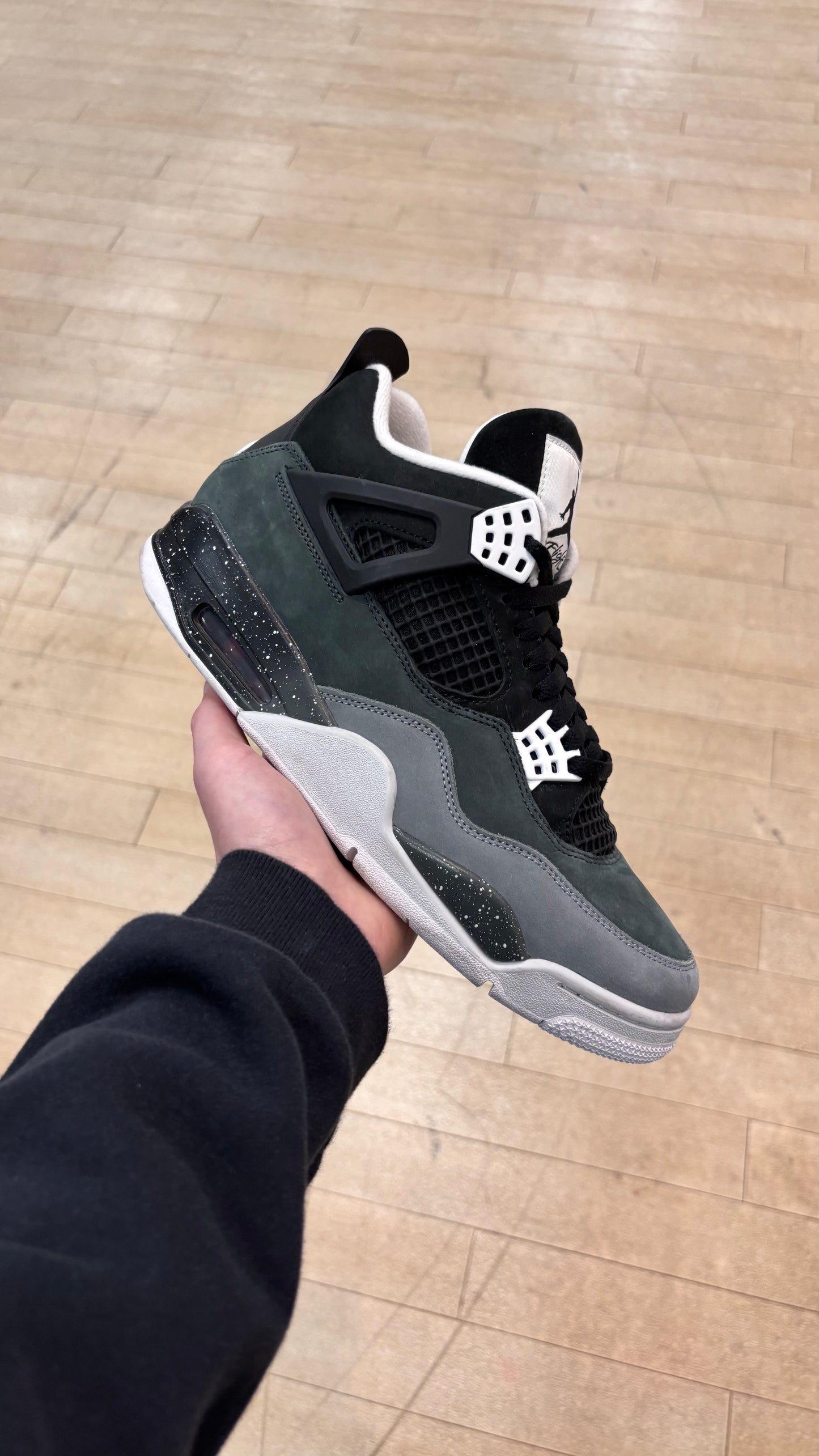 Jordan 4 Fear (Used)
