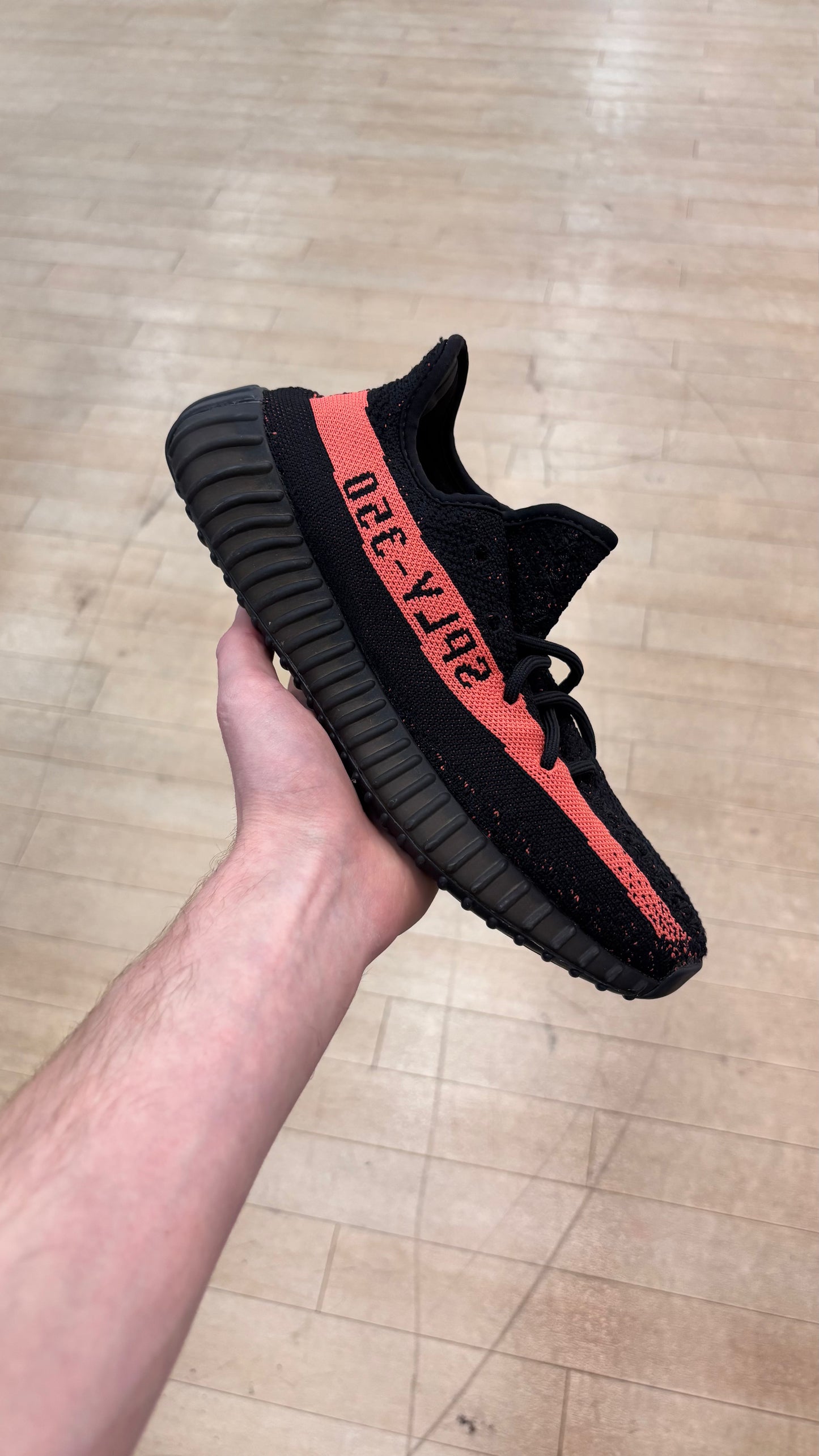 Yeezy Boost 350 V2 Core Red (Used)