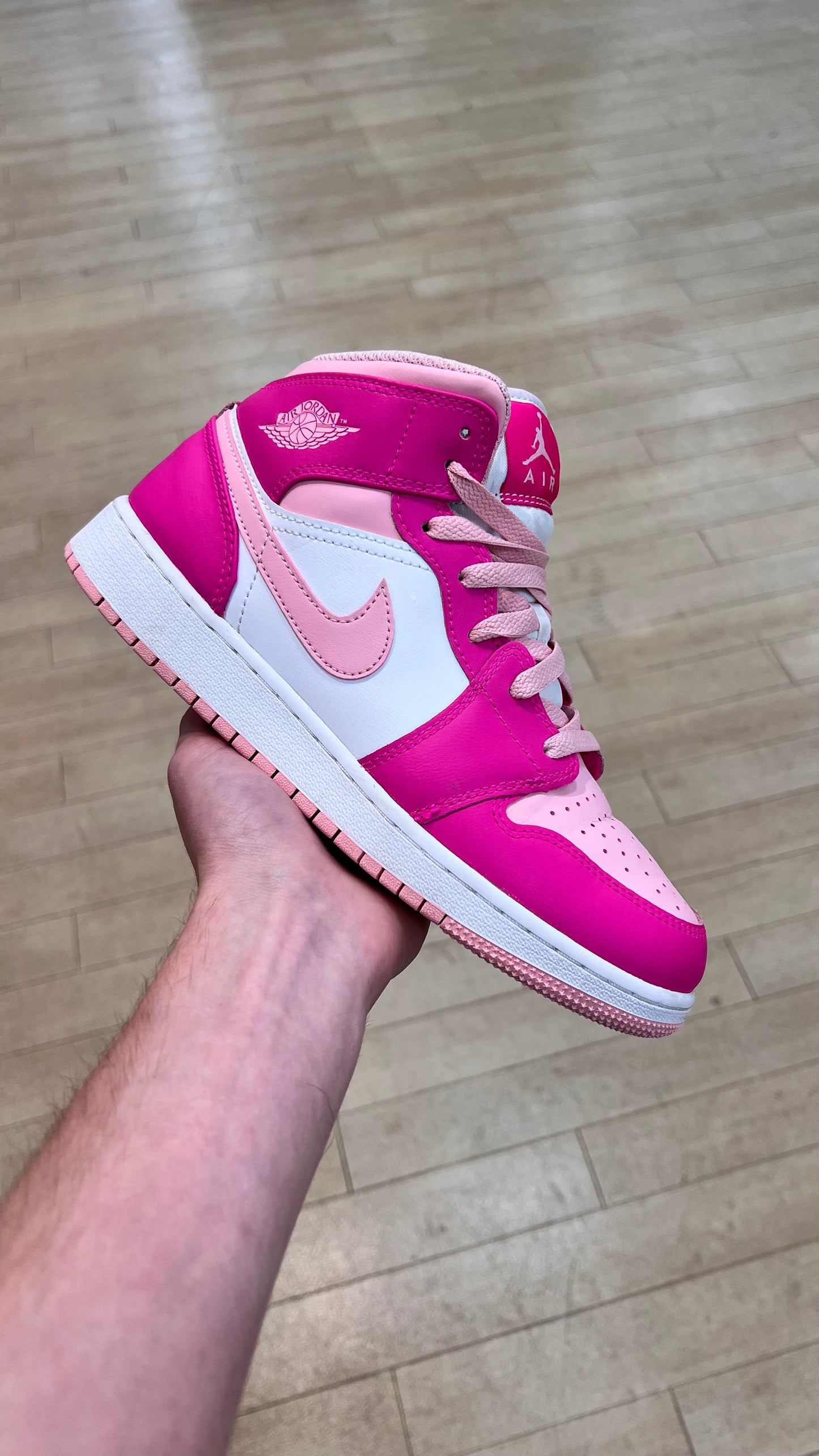 Jordan 1 Mid Fierce Pink GS (Used)