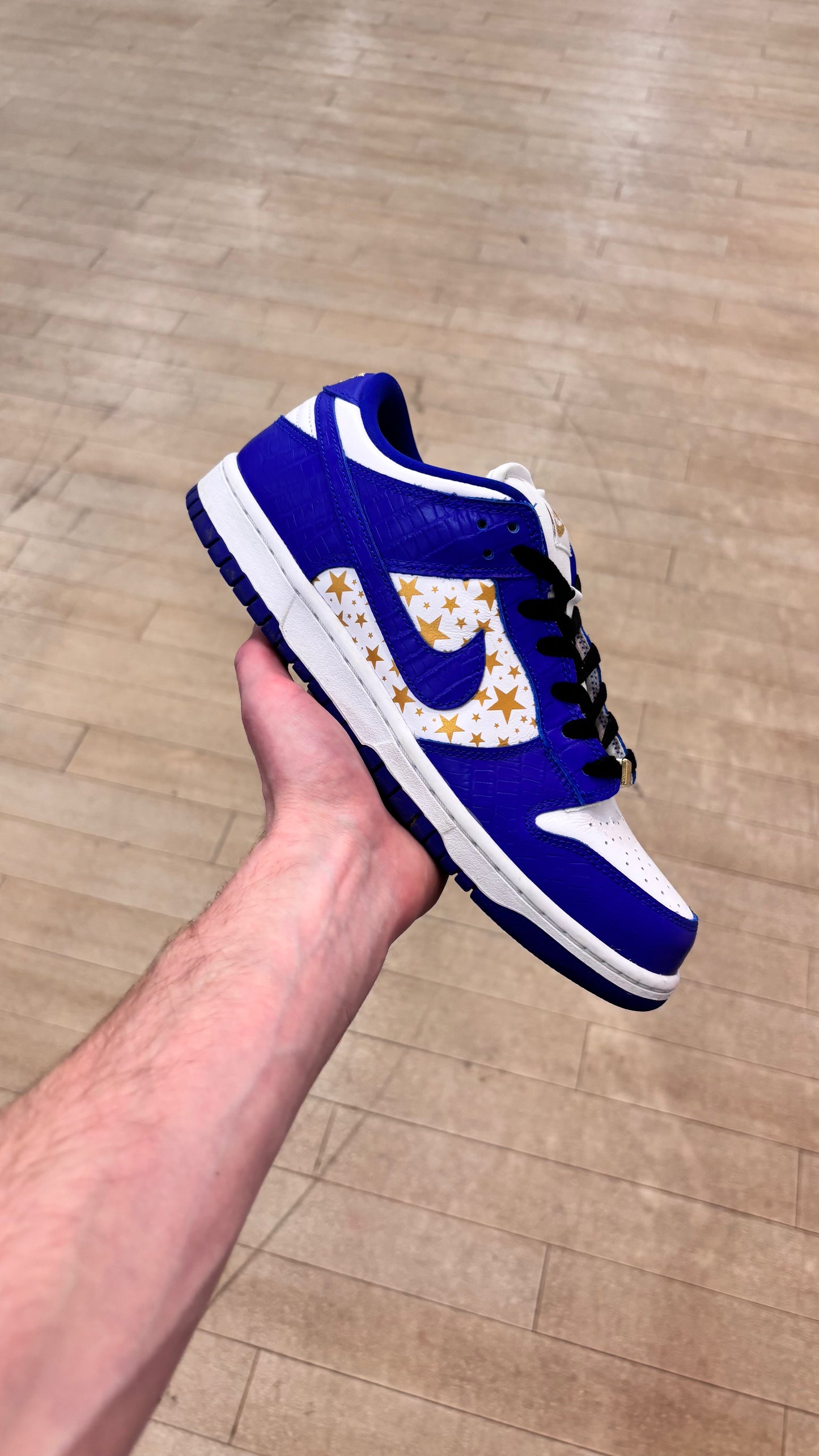 Nike Dunk Low SB Supreme Stars Hyper Royal (Used)