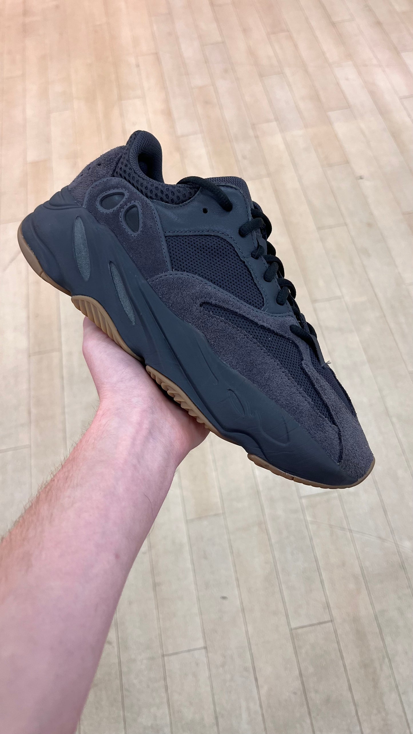 Yeezy 700 Utility Black (Used)