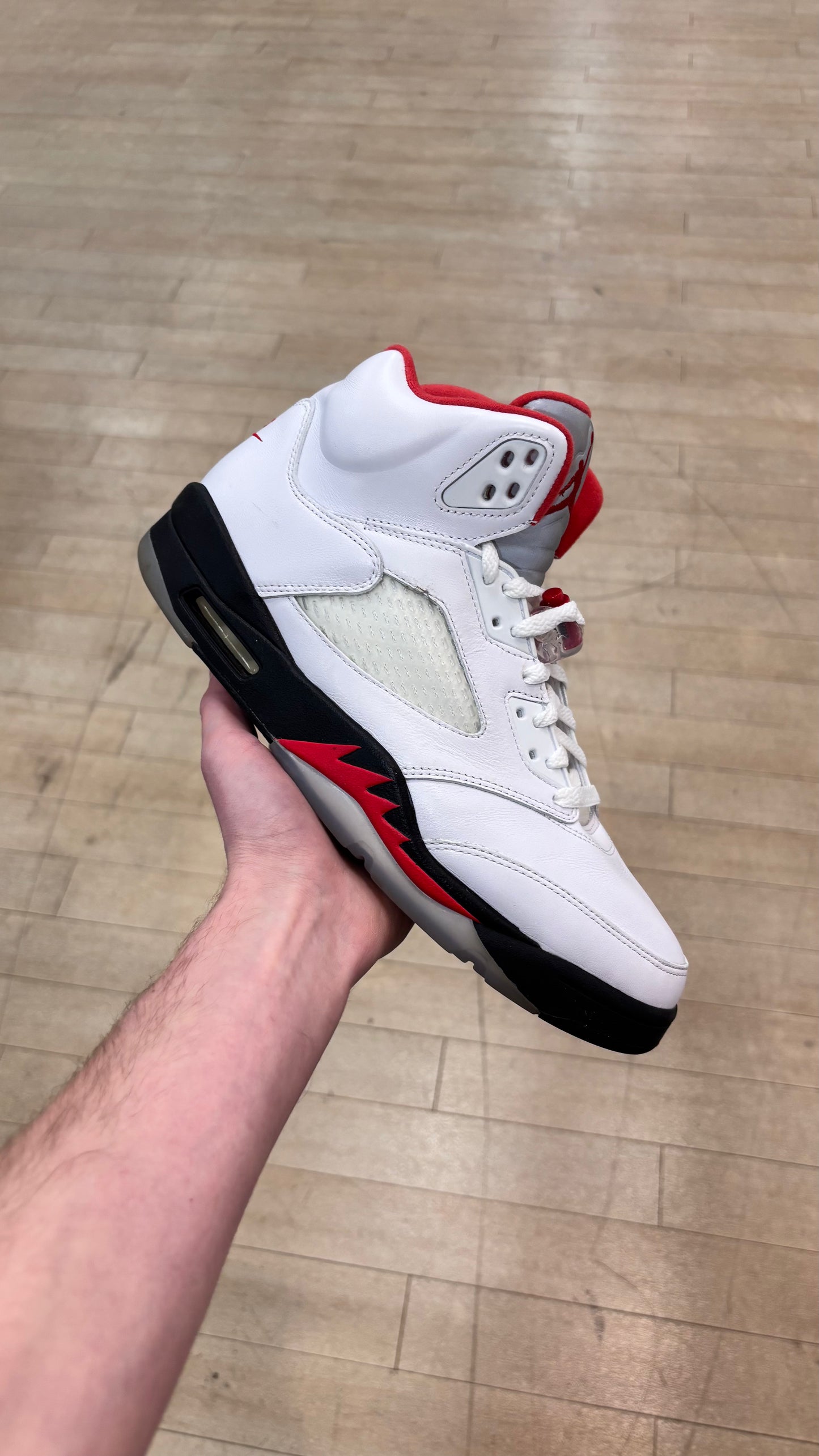 Jordan 5 Fire Red Silver Tongue (Used)