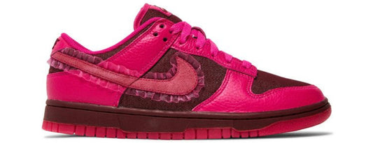 Nike Dunk Low Valentines Day W (Used)