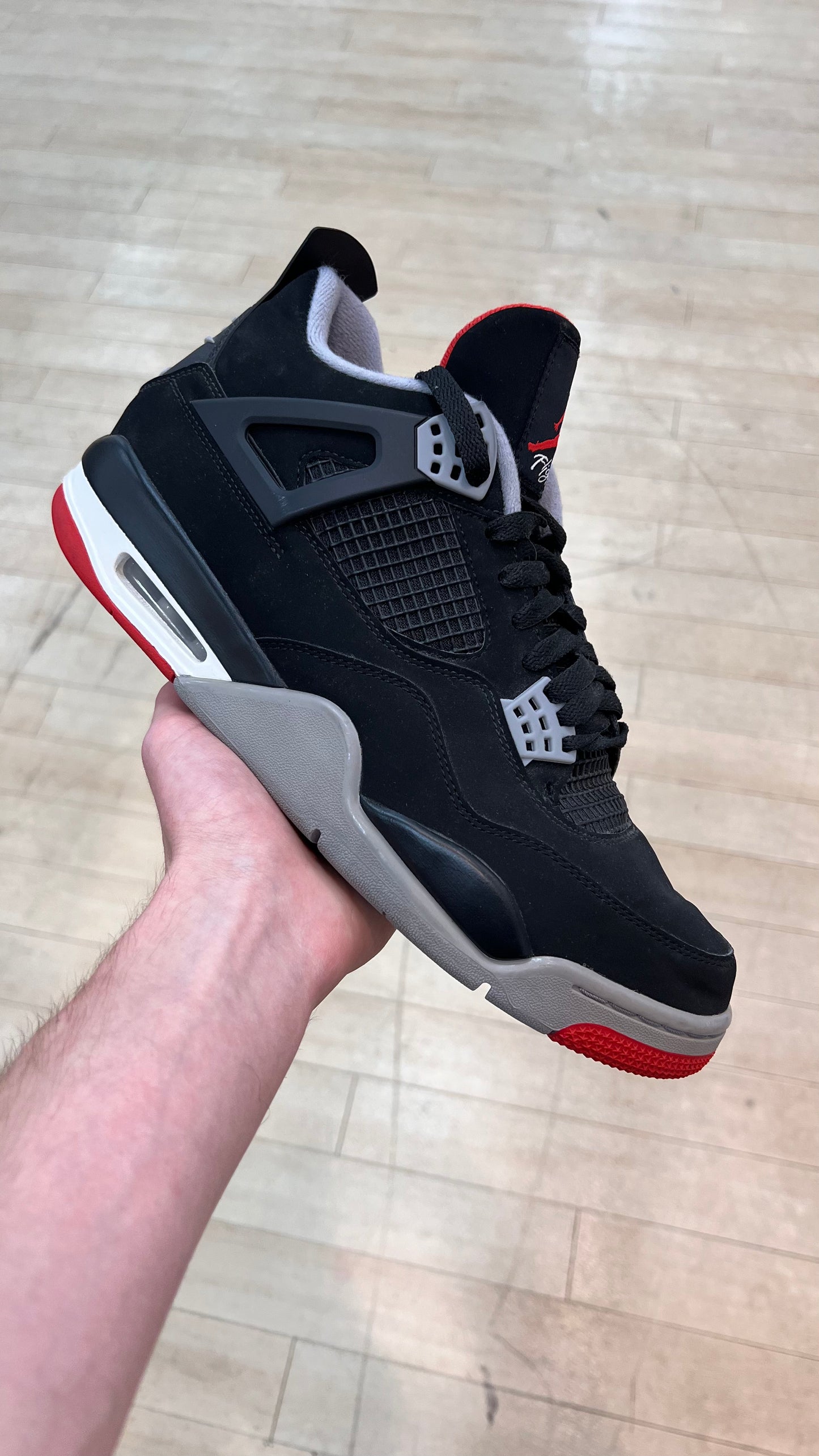 Jordan 4 Bred 2019 (Used)