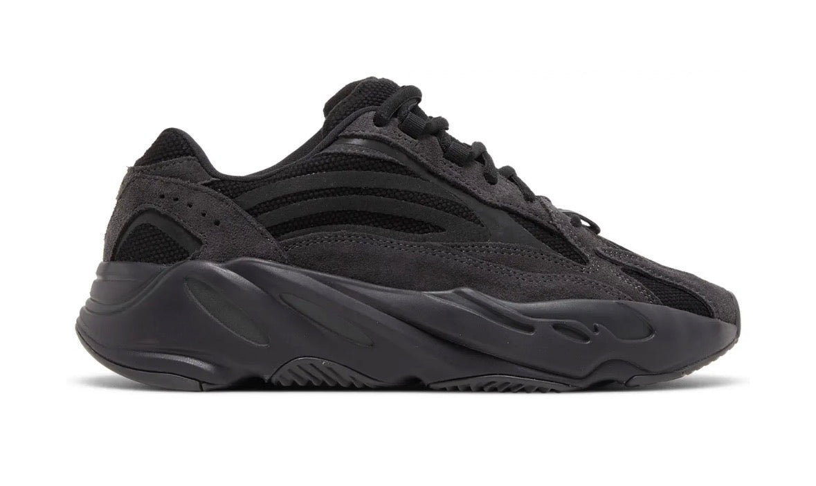 Yeezy 700 V2 Vanta (Used)