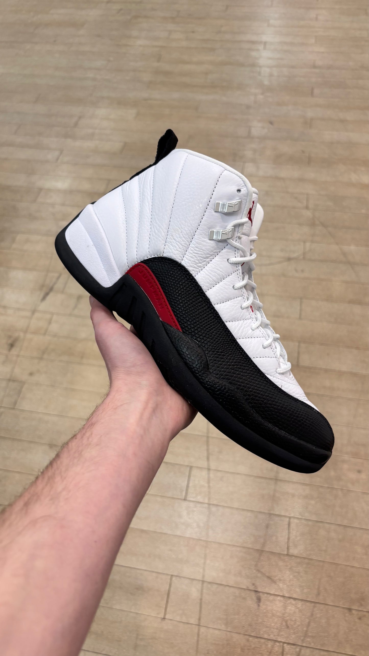 Jordan 12 Taxi Flip (Used)