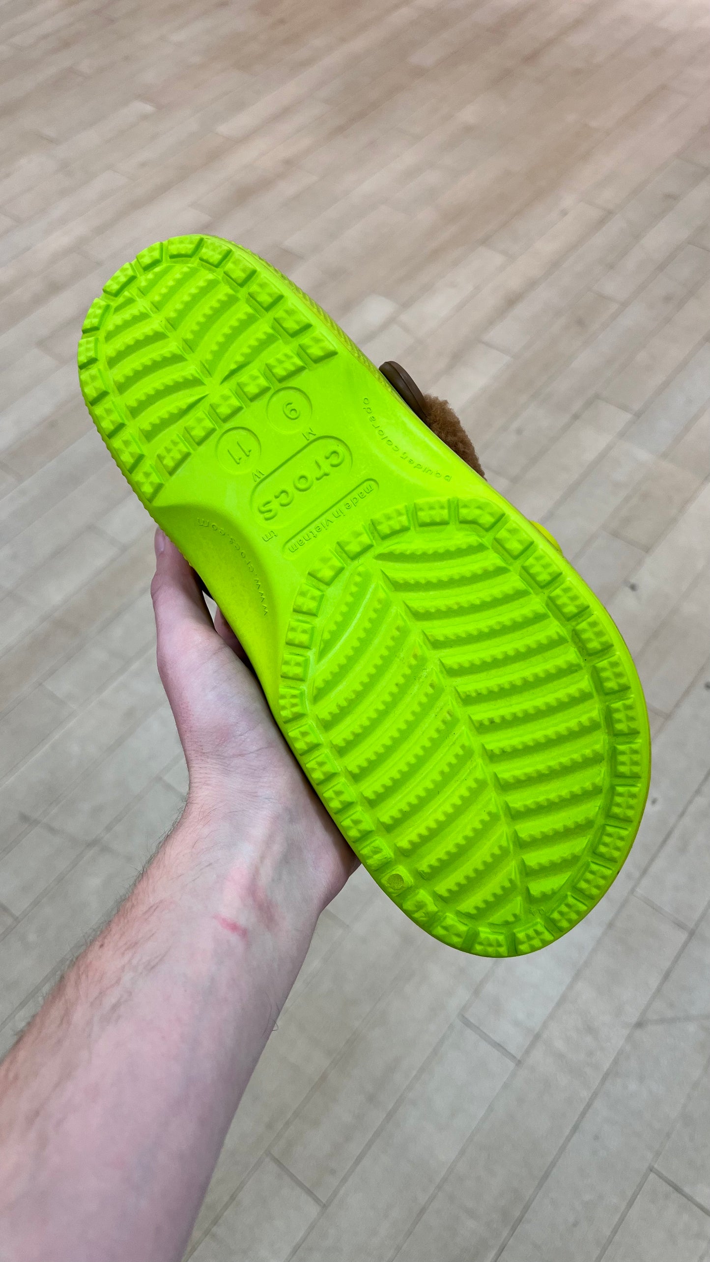 Dreamworks x Crocs Shrek (Used)