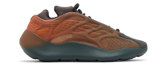 Yeezy 700 Copper Fade (Used)